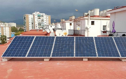 https://0201.nccdn.net/1_2/000/000/192/0d5/panel-solar-4.jpg