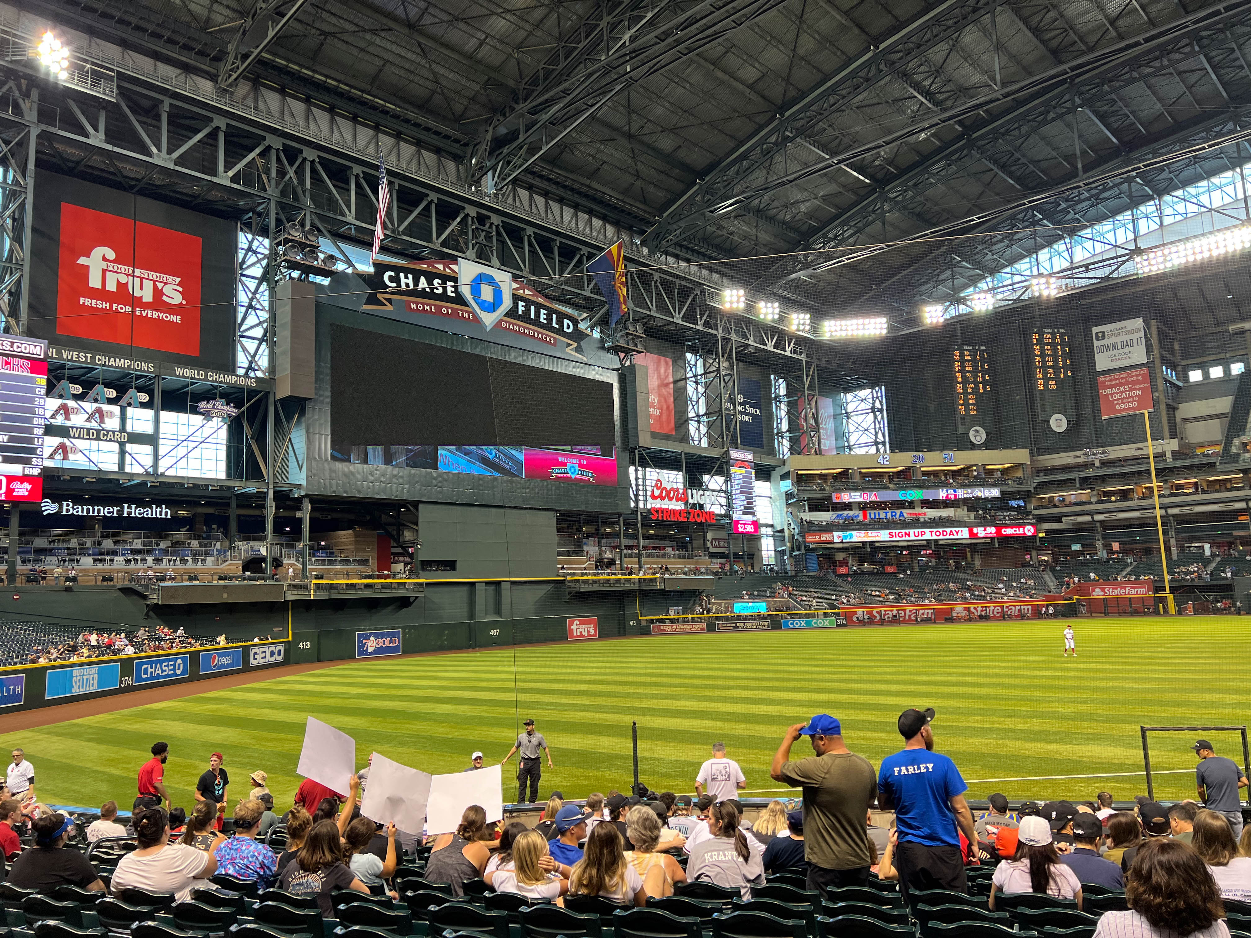 We went to a Diamondbacks game