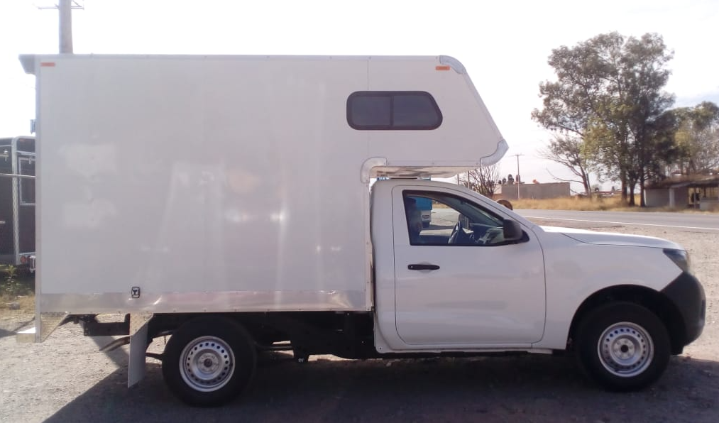 campers volado chasis nissan  