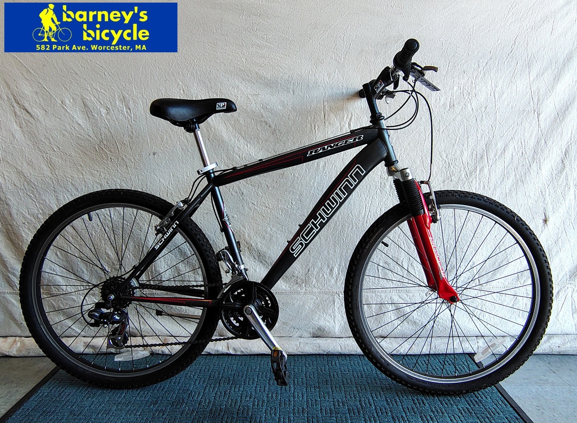 Schwinn Ranger
Wheel Size: 26" / Frame Size: 18"
Speeds: 21
Price: $279.00 (Pro Tuned)
