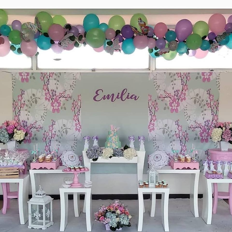 * Kit 7Mesas Pata Ola Blancas
300.000
mesa principal 80 alto
80 ancho
29 profundidad
por unidad 50.000