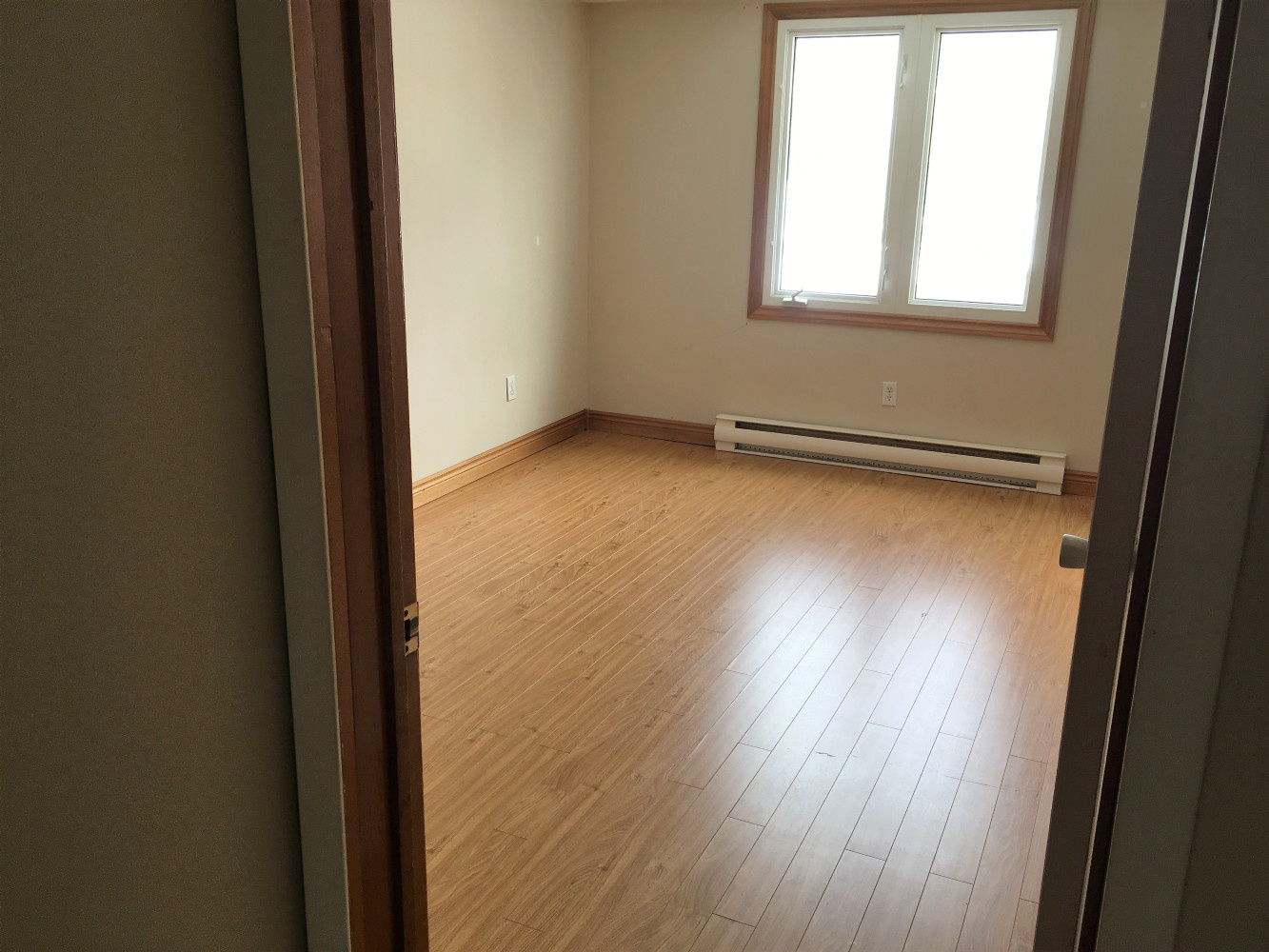 Middle Bedroom
Photo 2