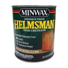 MINWAX HELMSMAN de Sherwin Williams está especialmente formulado para resistir las condiciones ambientales más severas. Posee un acabado que protege la madera de los daños que puede provocar la lluvia y la humedad. Desempeña una excelente resistencia a los rayos UV.
