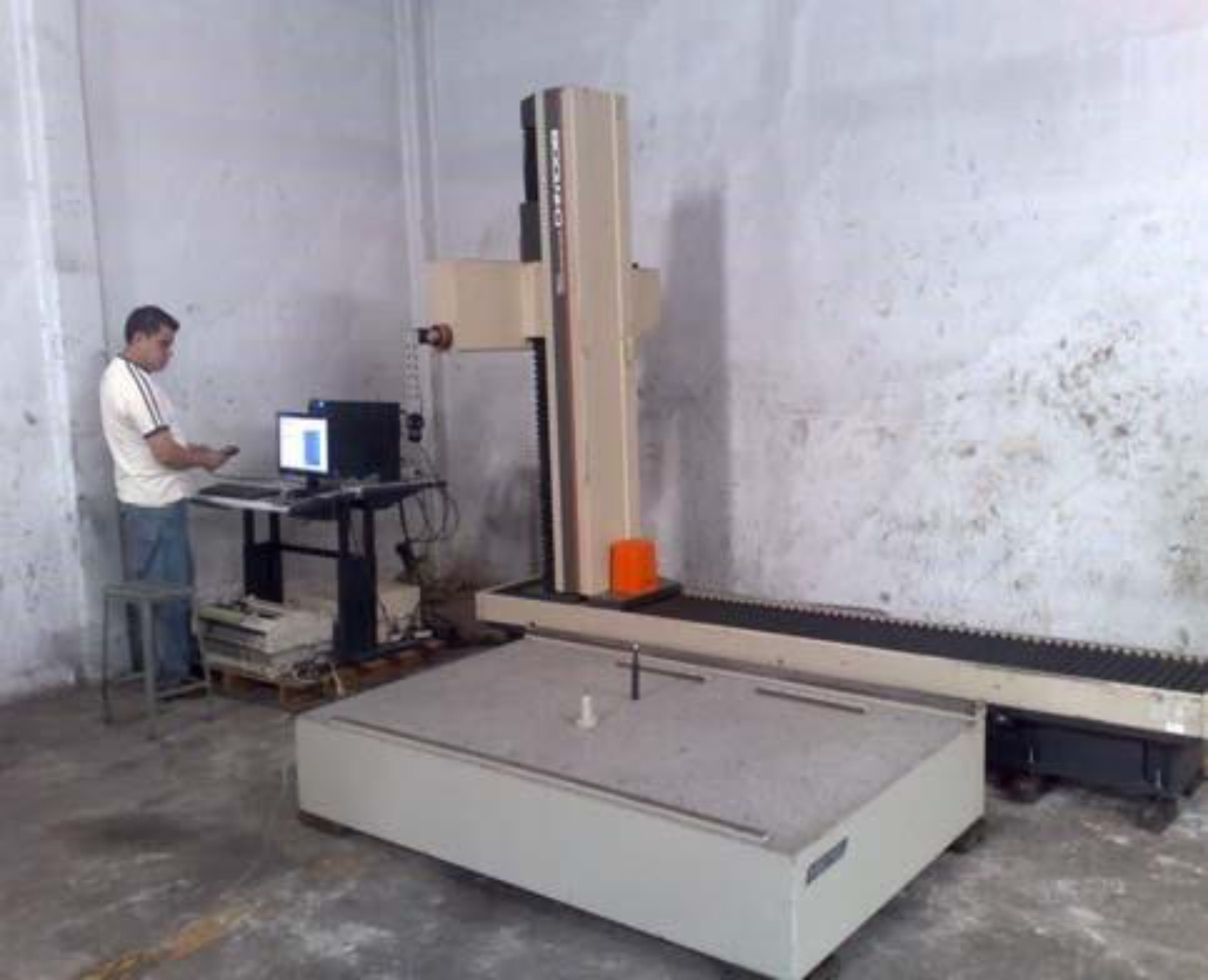 https://0201.nccdn.net/1_2/000/000/197/6dd/mesa-de-coordenadas-mitutoyo-483x392.jpg
