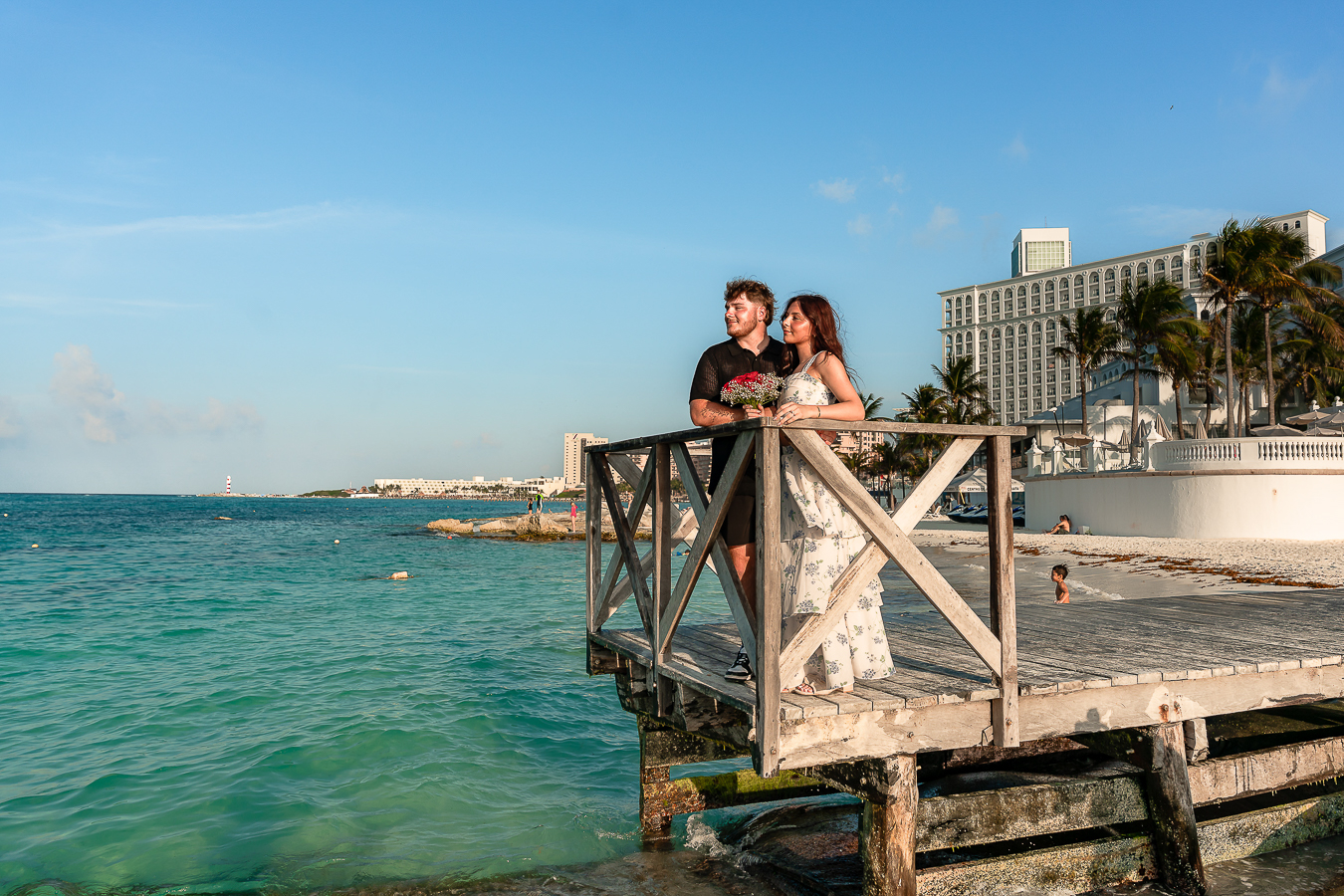 https://0201.nccdn.net/1_2/000/000/197/ca8/romantic-proposal-in-cancun-sunset--riu-palace-las-americas-canc.jpg