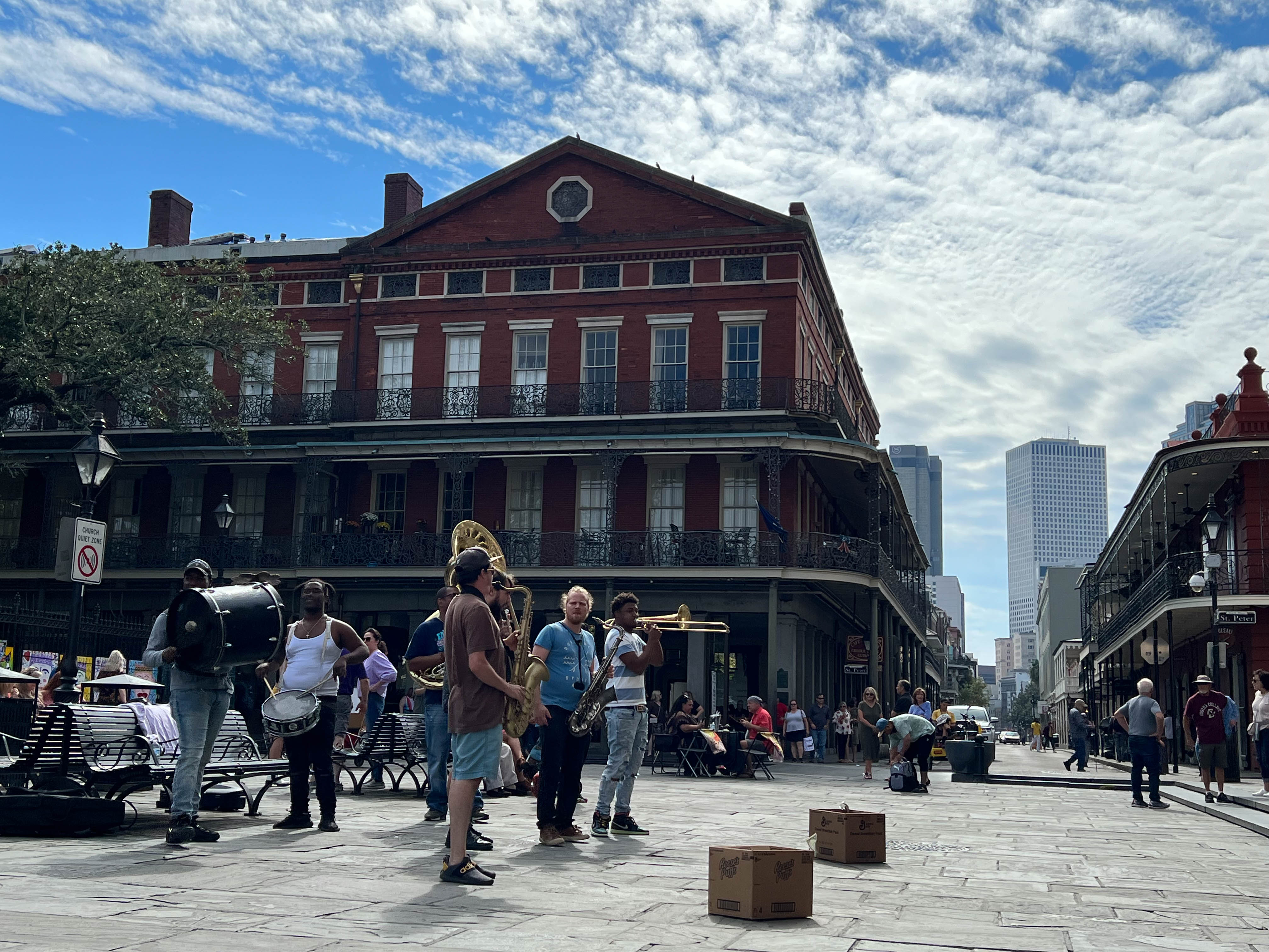 https://0201.nccdn.net/1_2/000/000/197/f59/new-orleans-order-45.jpg