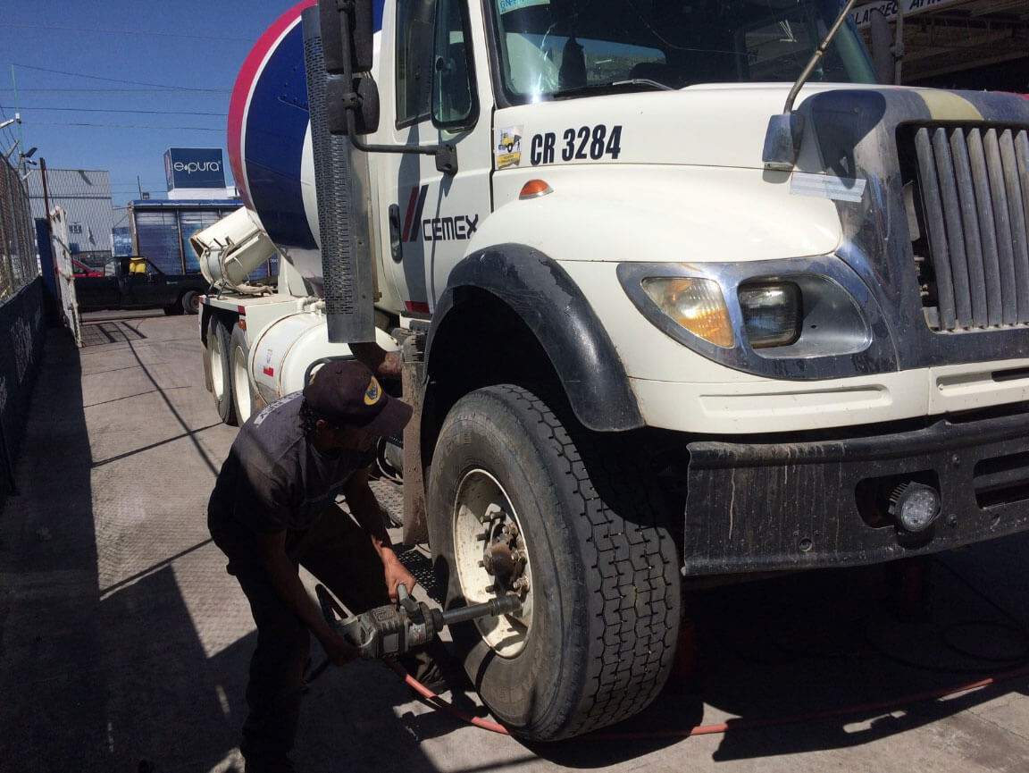 Multillantas y Servicios Irán - Alineación