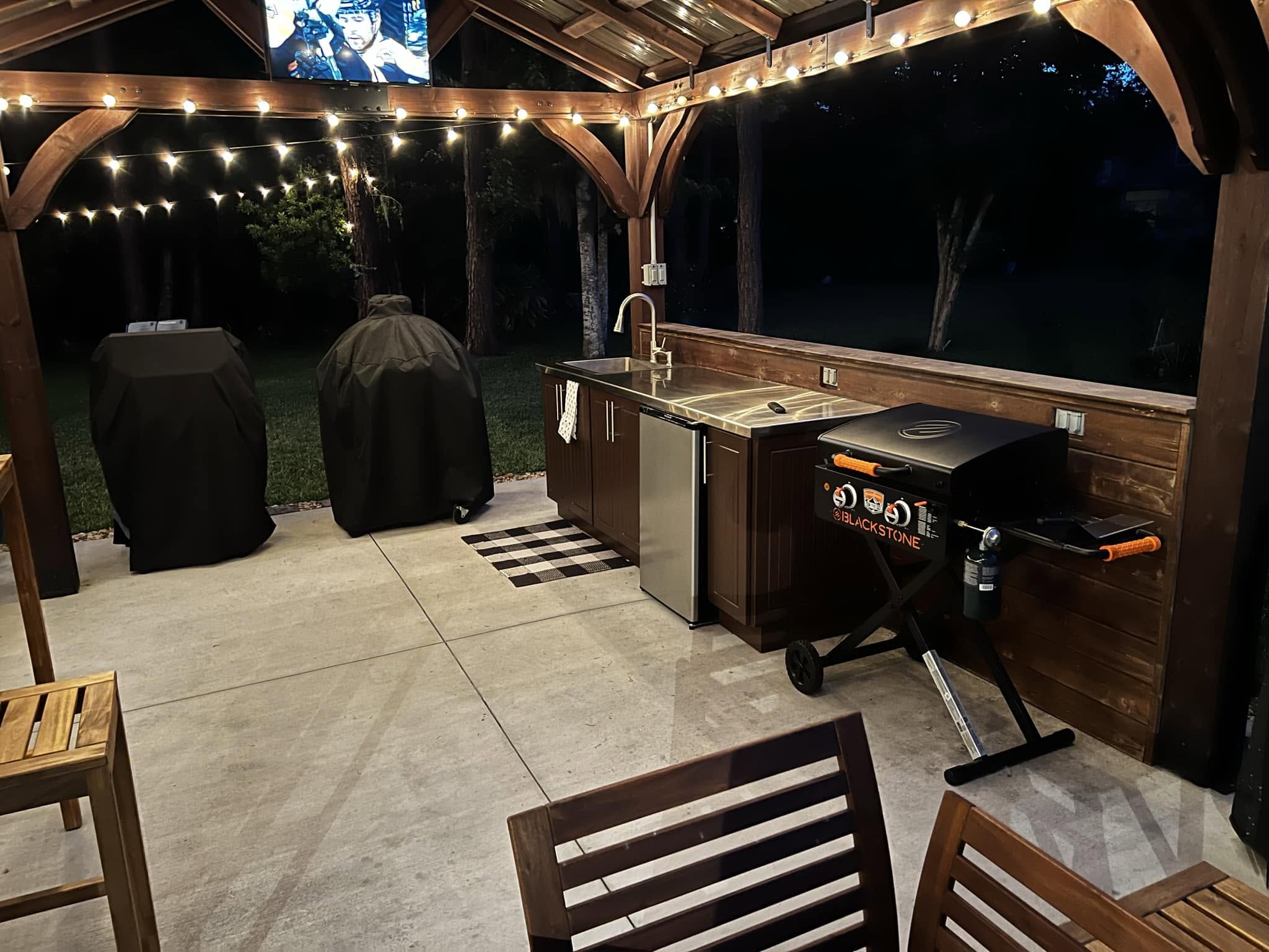 https://0201.nccdn.net/1_2/000/000/198/46a/outdoor-kitchen2.jpg