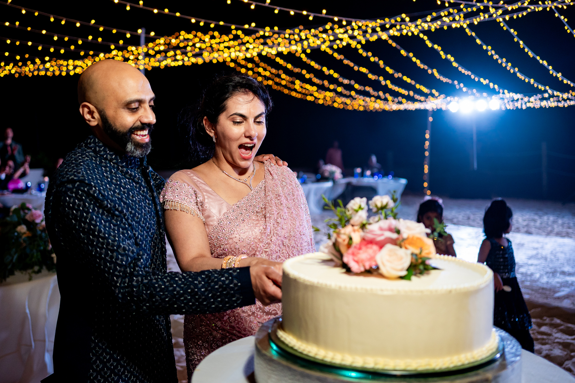 https://0201.nccdn.net/1_2/000/000/199/68a/urmi-sid-73.jpg