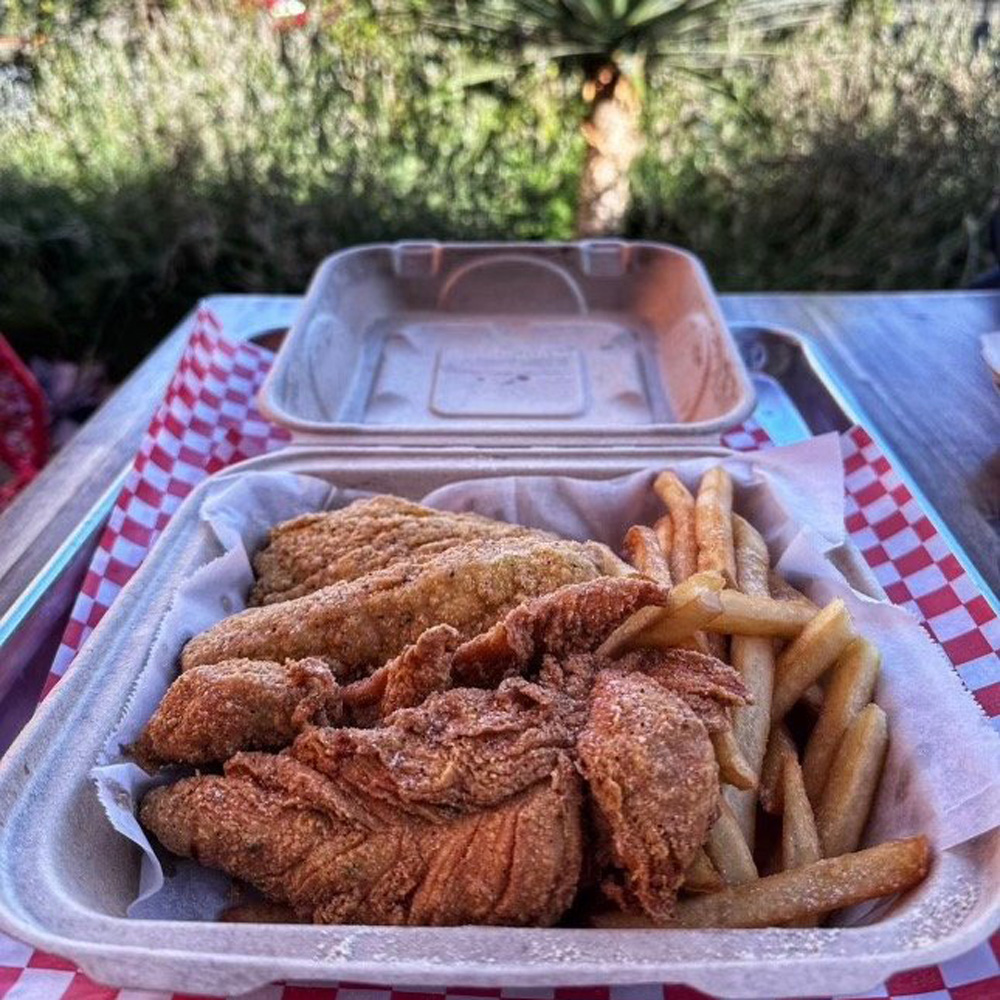 https://0201.nccdn.net/1_2/000/000/199/84f/takeout.jpg