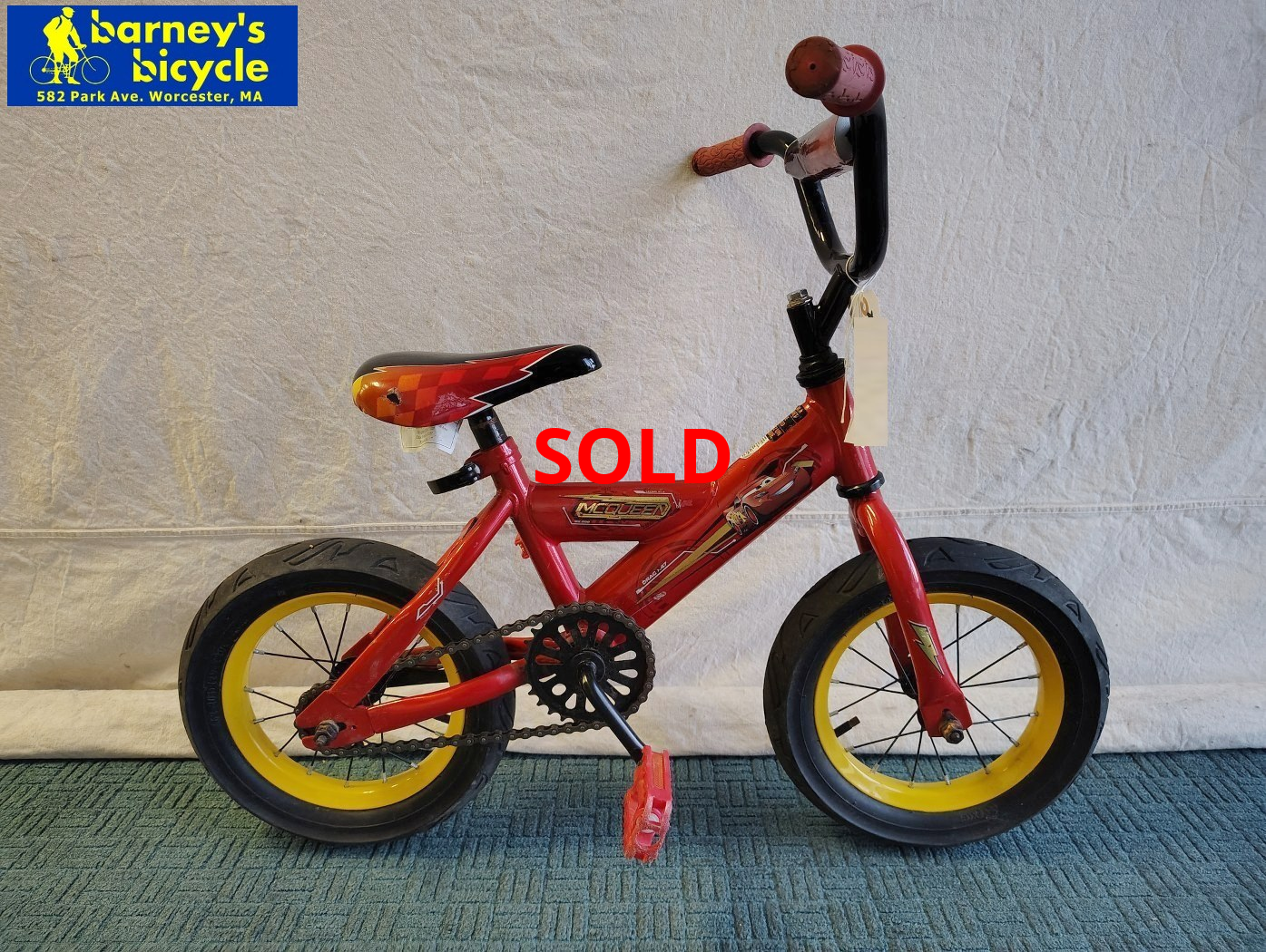 Huffy McQueen
Wheel Size: 12"/ Ages 3-5 / Speeds: 1spd
Price: $49.00 (Professionally Tuned)