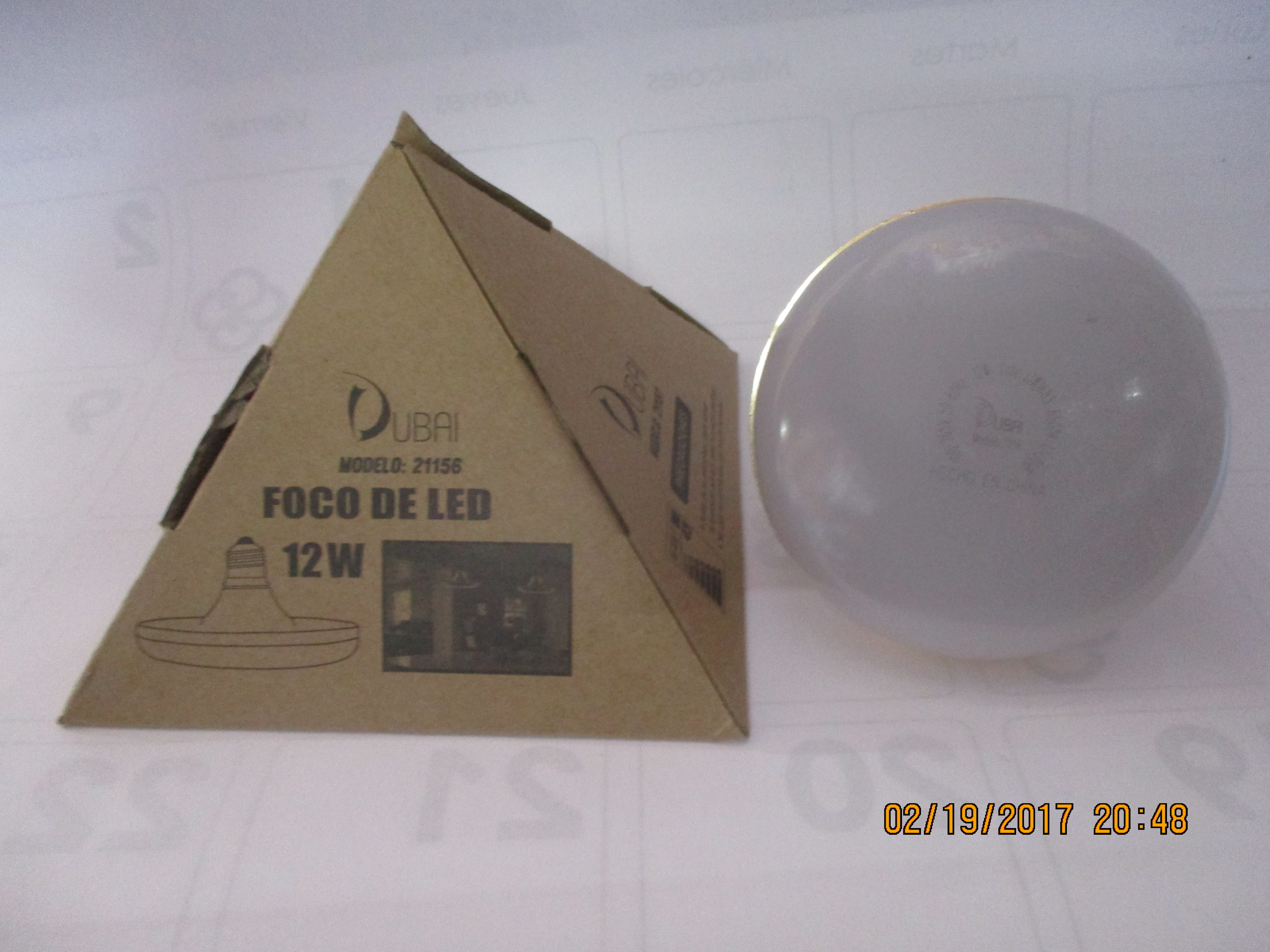 FOCO PLANO DE LED 12W
CÓDIGO: 21156
MARCA: DUBAI