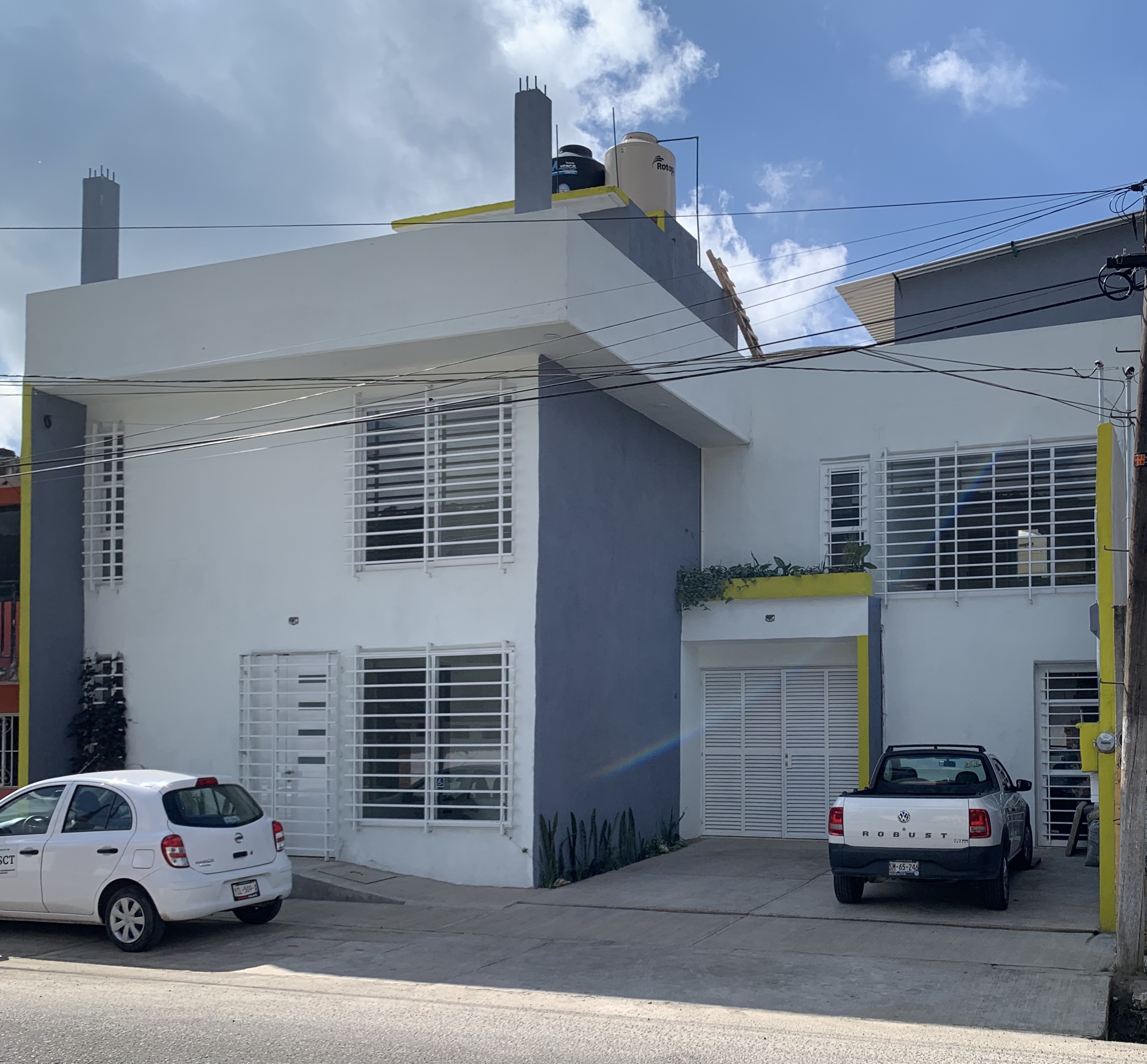 OFICINAS Y LABORATORIO CENTRAL