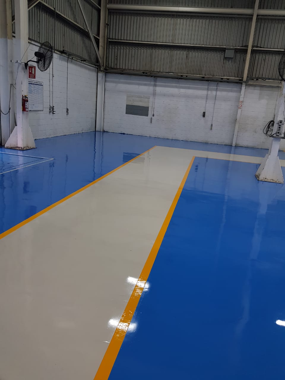 SISTEMA AUTONIVELANTE EPOXICO