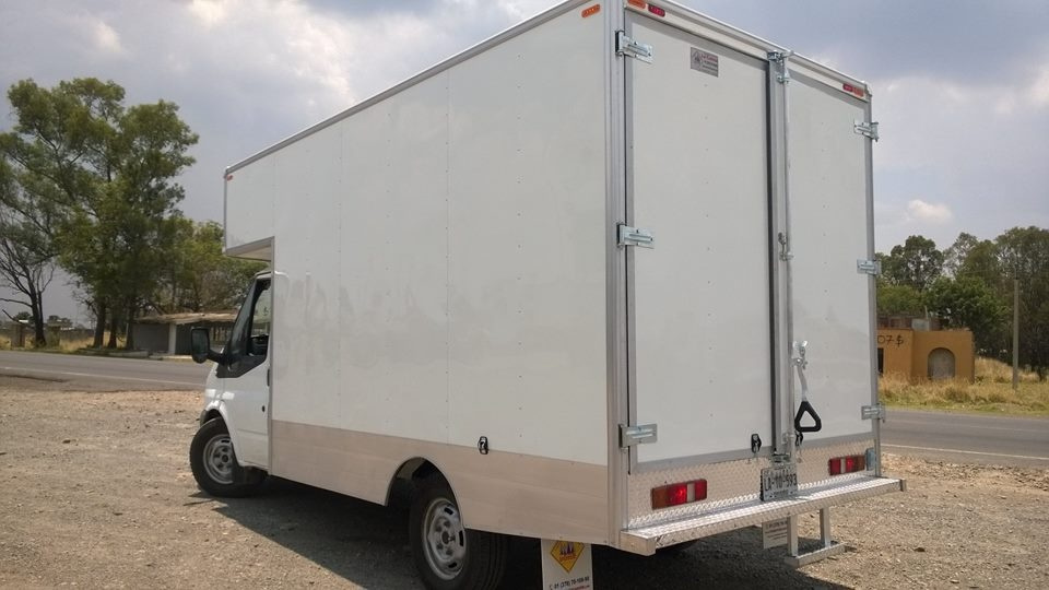 campers volado chasis nissan  