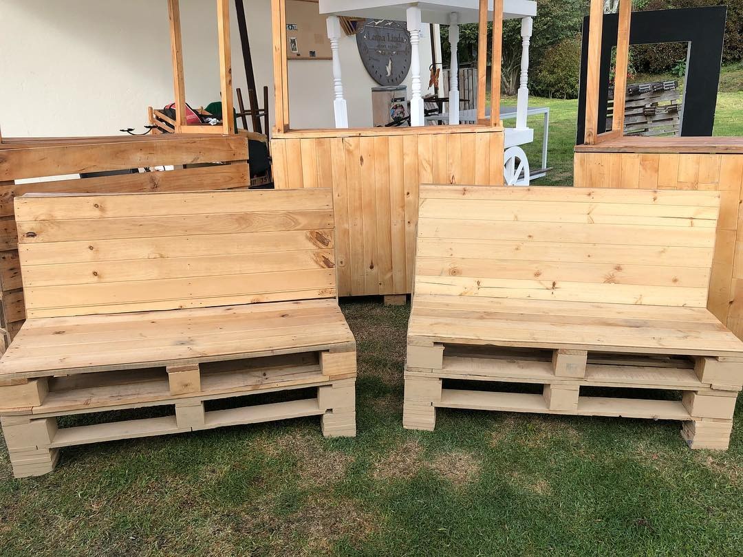 Mueble Estilo Picnic 
$50.000
1.17cm Ancho
63cm Profundidad
88Acm Alto