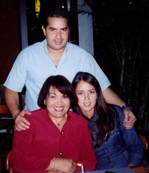 Rony, mi mamá y Melissa