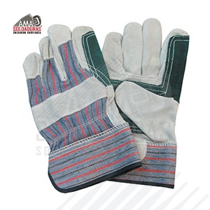 PALMA REFORZADA
Categoría: Uso general
Fabricado con: Carnaza y tela
Descripción: Fabricados en carnaza y tela, para trabajo pesado. Palma reforzada. Dedo índice y correa en el nudillo completamente en piel. Puño de seguridad.