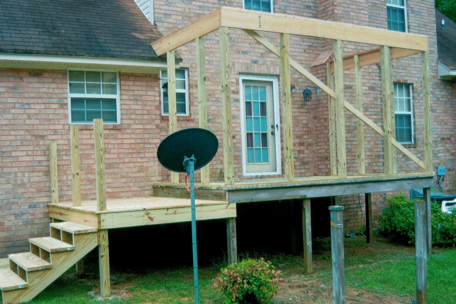 Phase 1 Screen Porch with Deck Addition