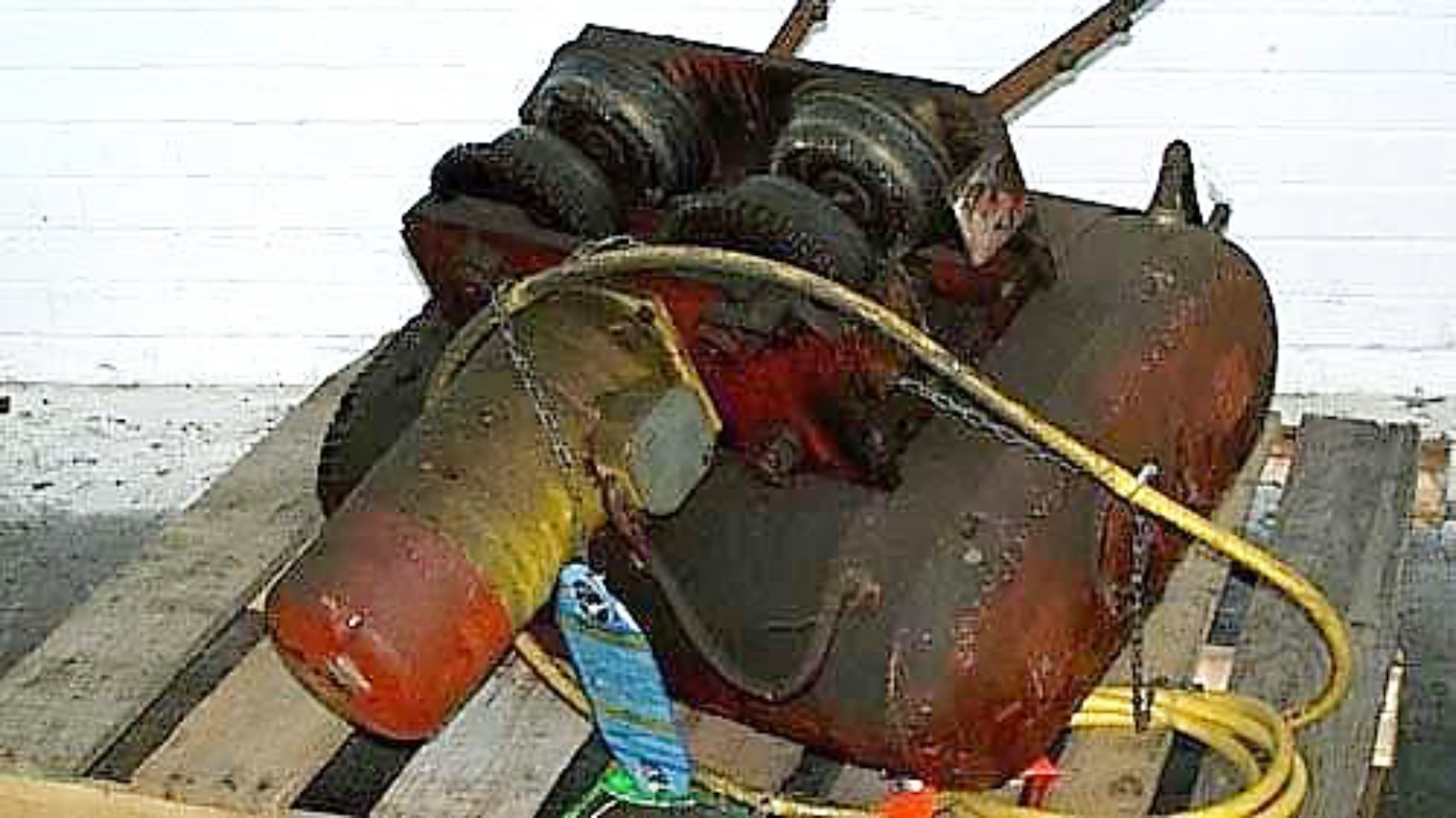 https://0201.nccdn.net/4_2/000/000/002/623/polipastos-3-ton-ebw.jpg