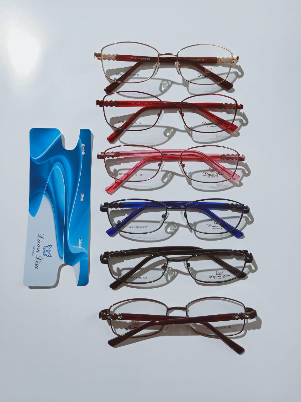 Modelo: DL1626
Colores: Vino, Azul, Cafe, Rosa, Negro y Cafe con Dorado