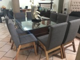 Comedor Cuernavaca: Silla con base de parota. Estilo contemporáneo