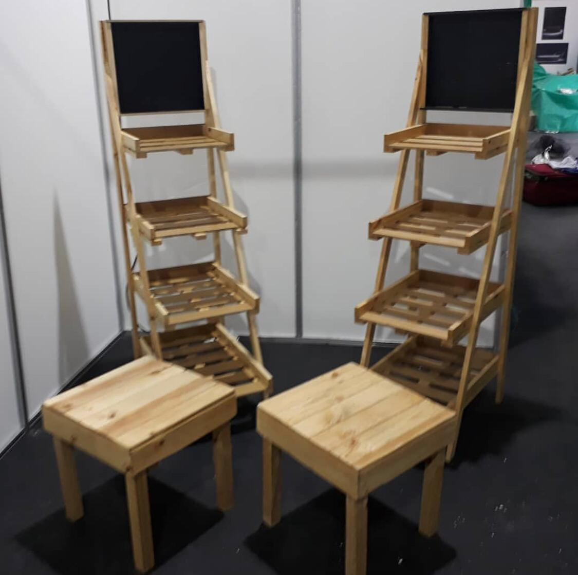 Escalera lineal 4 peldaños
Color Madera Natural
Alquiler $ 60.000