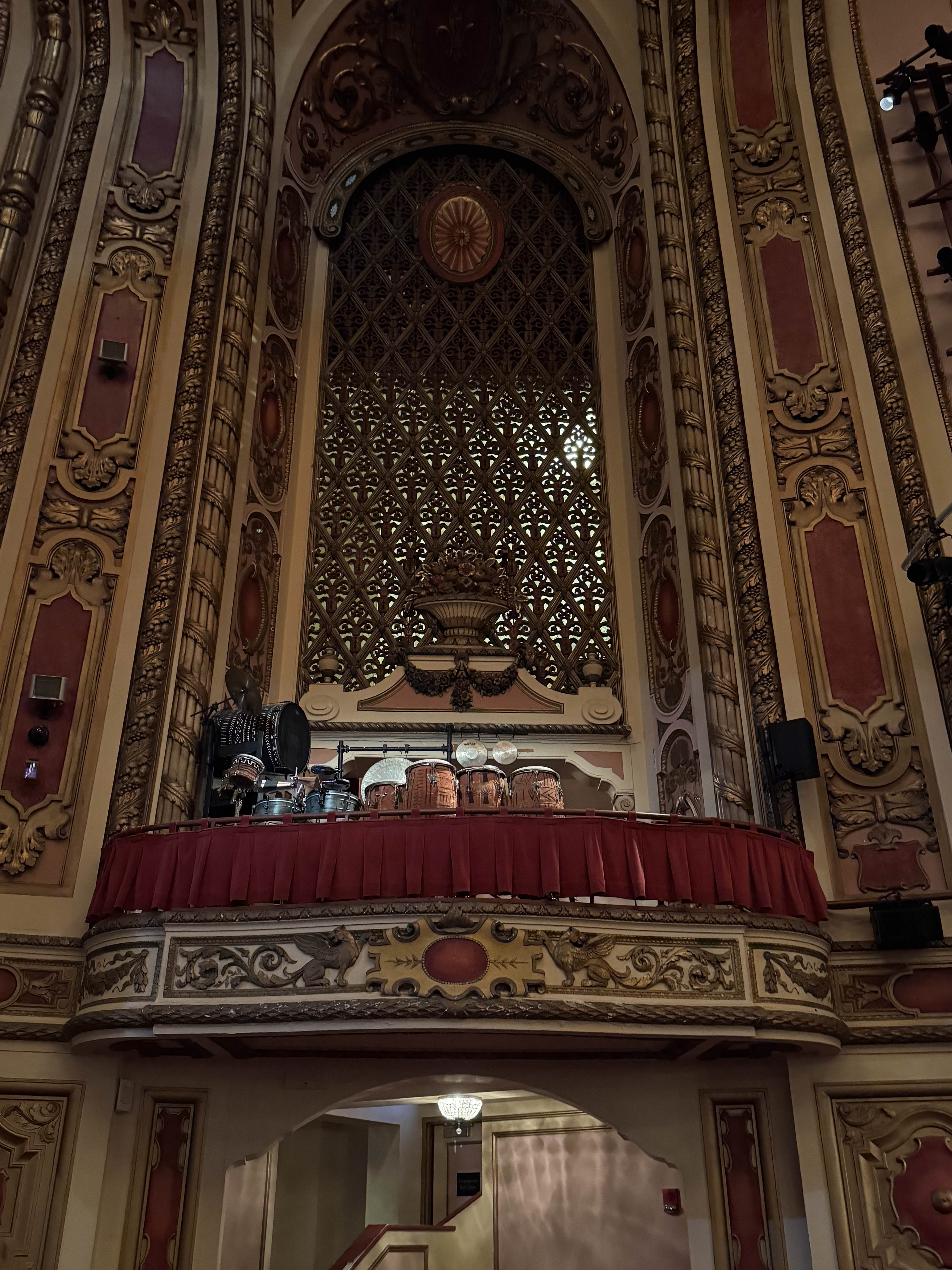 https://0201.nccdn.net/4_2/000/000/008/486/chicago-order-20.jpg