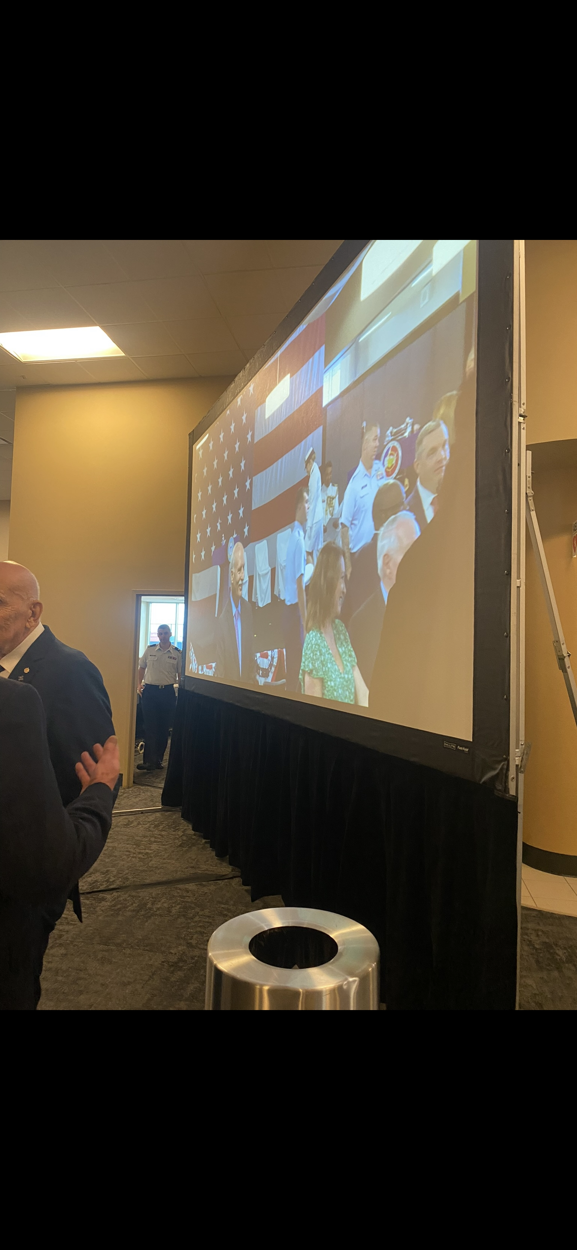 ABC Computer and Audio Visual Rental provides HD 3K up to 10K projectors, screens and other staging technology.