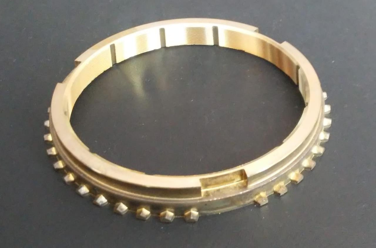 TOYOTA
BRONCE 
HUECO
1RA 2DA 
$220
