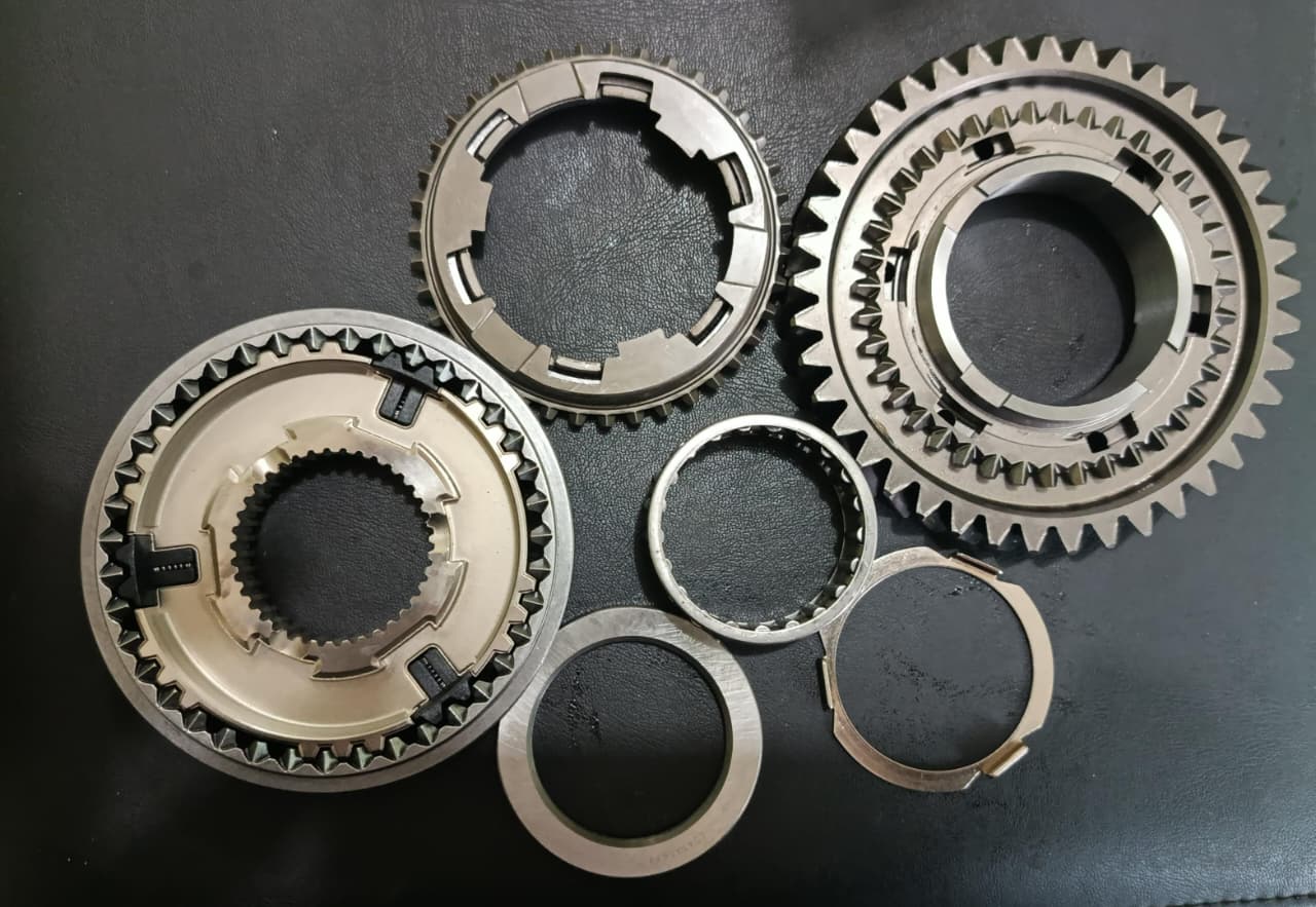 AVEO KIT
ENGRANE, SINCRO 1ra
BRONCE, BAL. AHUGAS 1ra
ROND. GRUESA Y LAINA
$4000