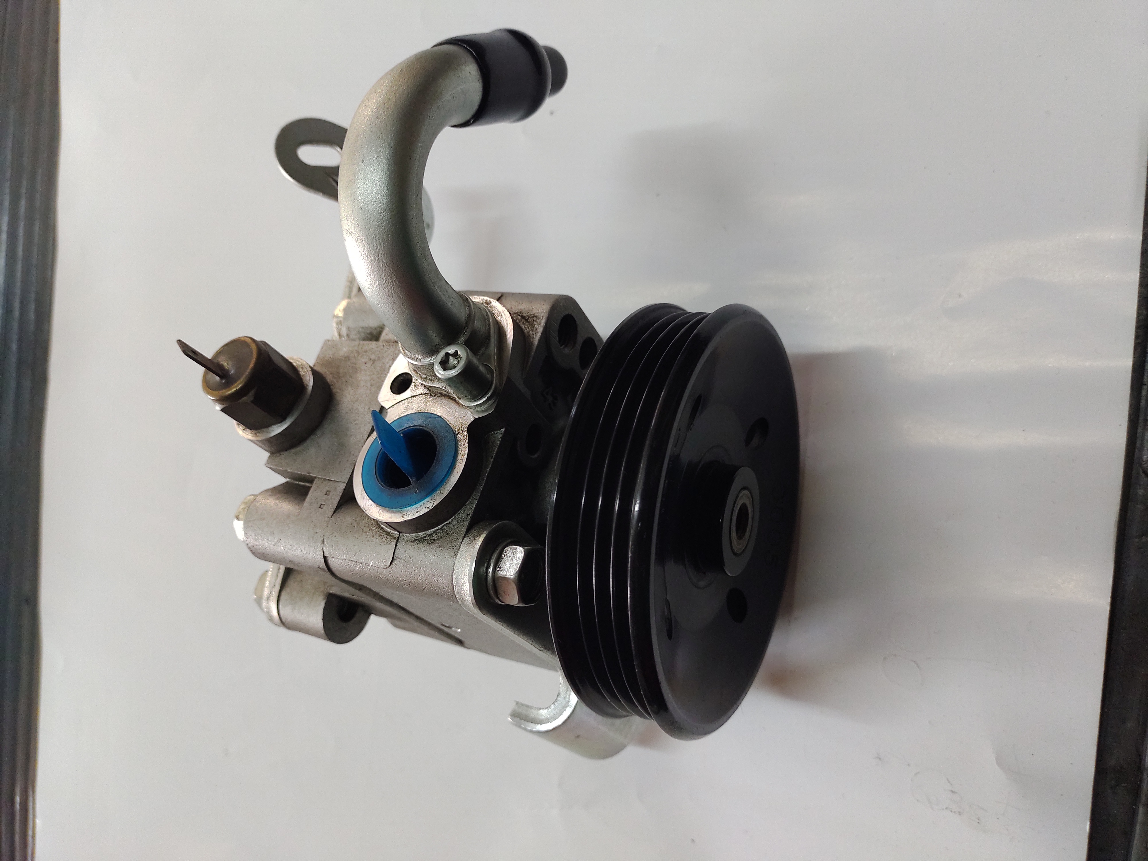 Bomba de direccion de Jaguar