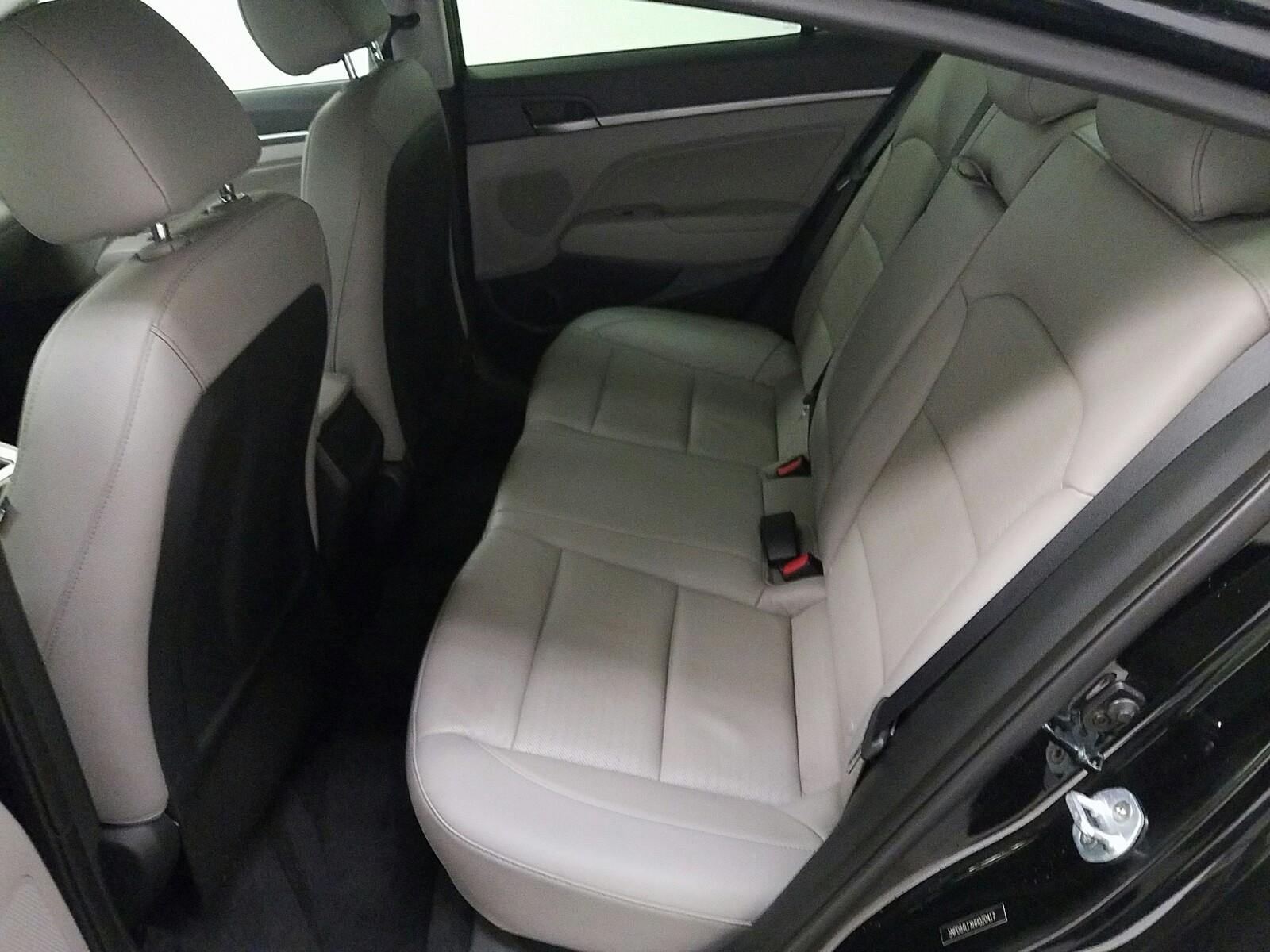 INTERIORREAR