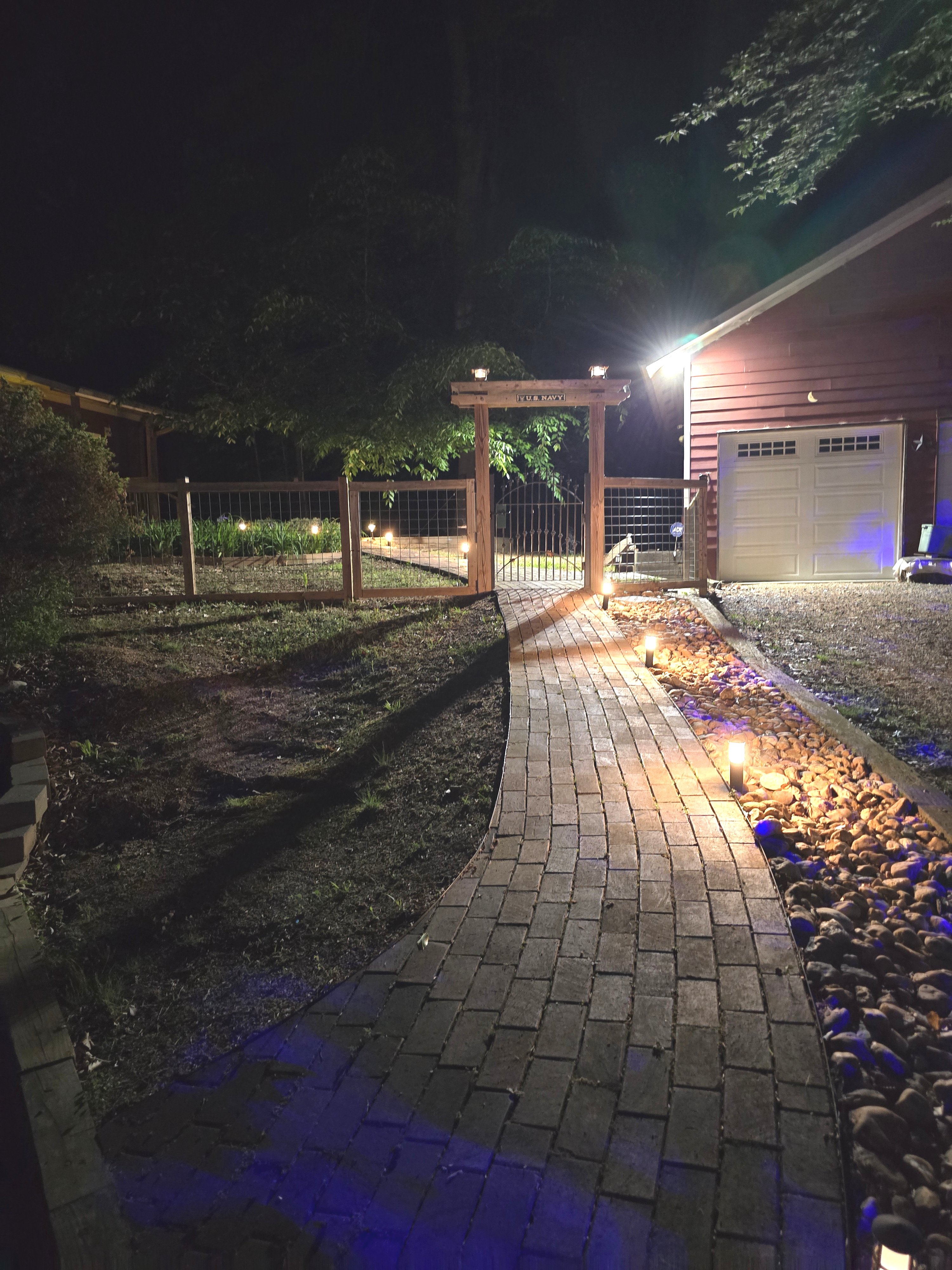 Brick walkway lighting