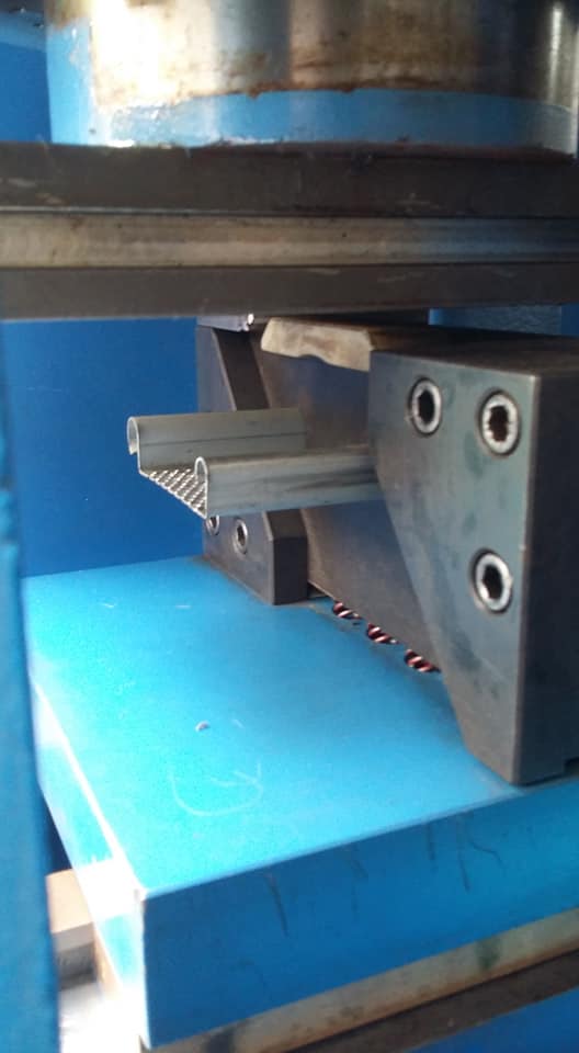 https://0201.nccdn.net/4_2/000/000/009/8f1/roll-forming-16.jpg