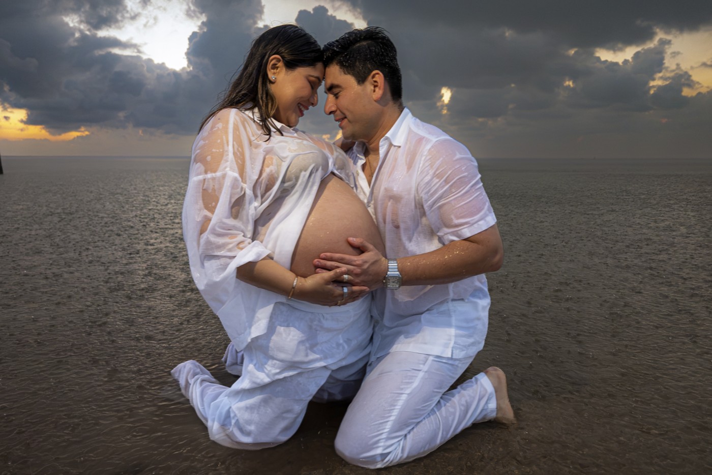https://0201.nccdn.net/4_2/000/000/009/9d7/mich-raul-maternidad-natural-isla-blanca0031.jpg
