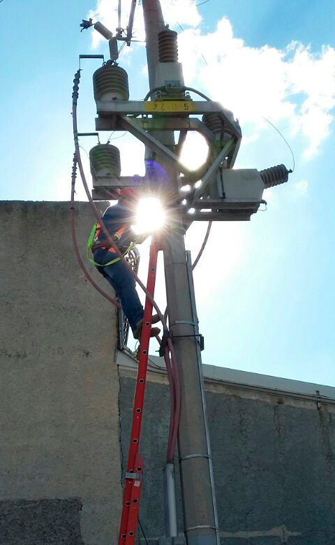Grúas y Maniobras Precisas - Mantenimiento de transformadores