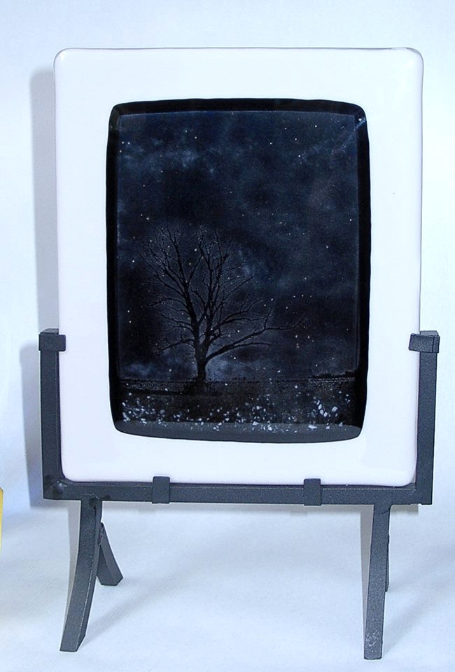 "Twilight"
by Urii Guchenia
Glass Size - 10"H X 8"W
$350.00