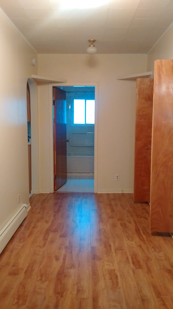 434 Lancaster #2 Hall