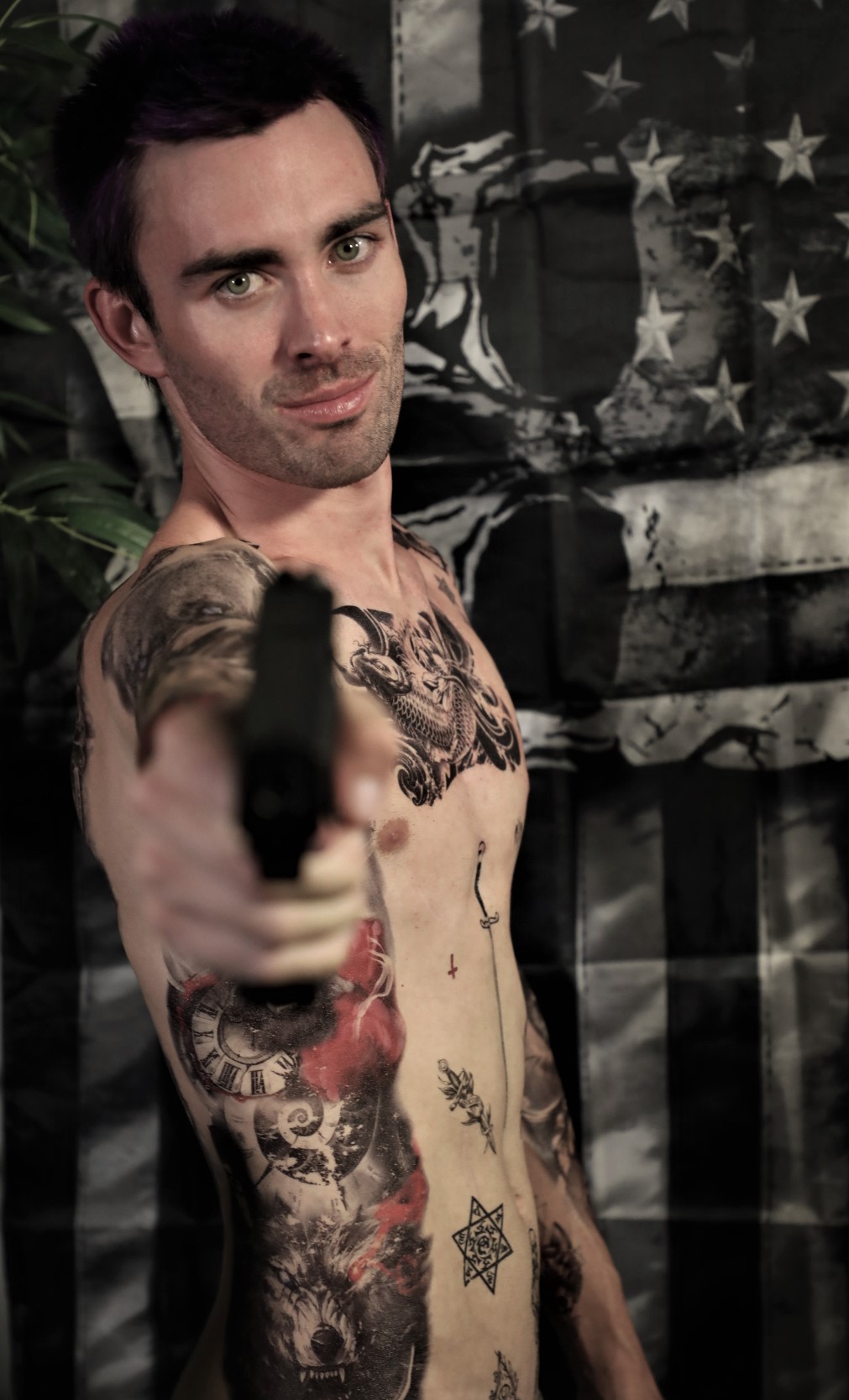 https://0201.nccdn.net/4_2/000/000/00d/f43/8l0a5792-nick-with-gun.jpg