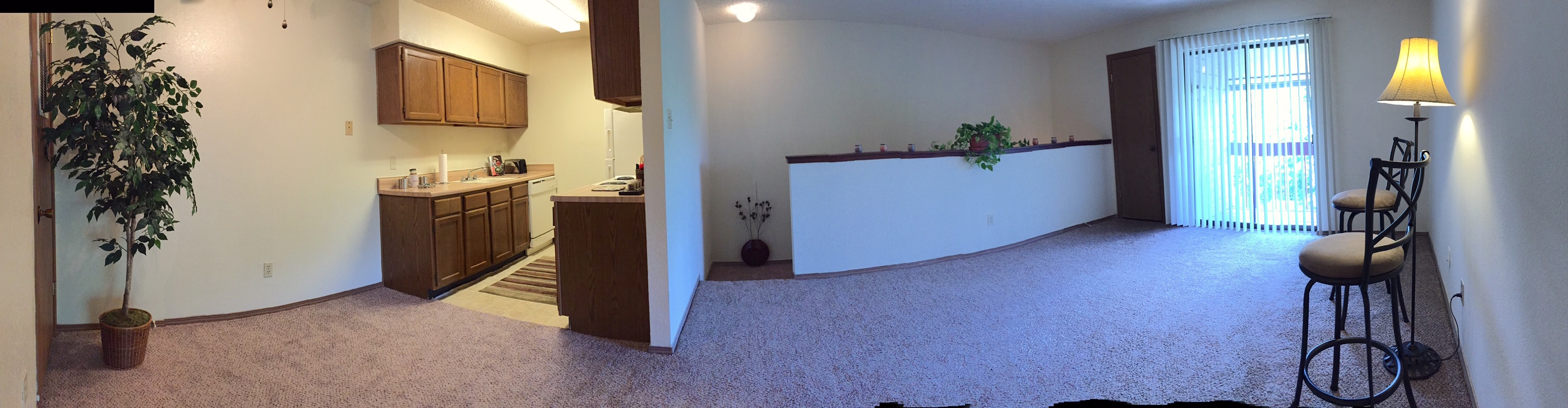Panoramic - Kitchen, Dining, Living Rooms