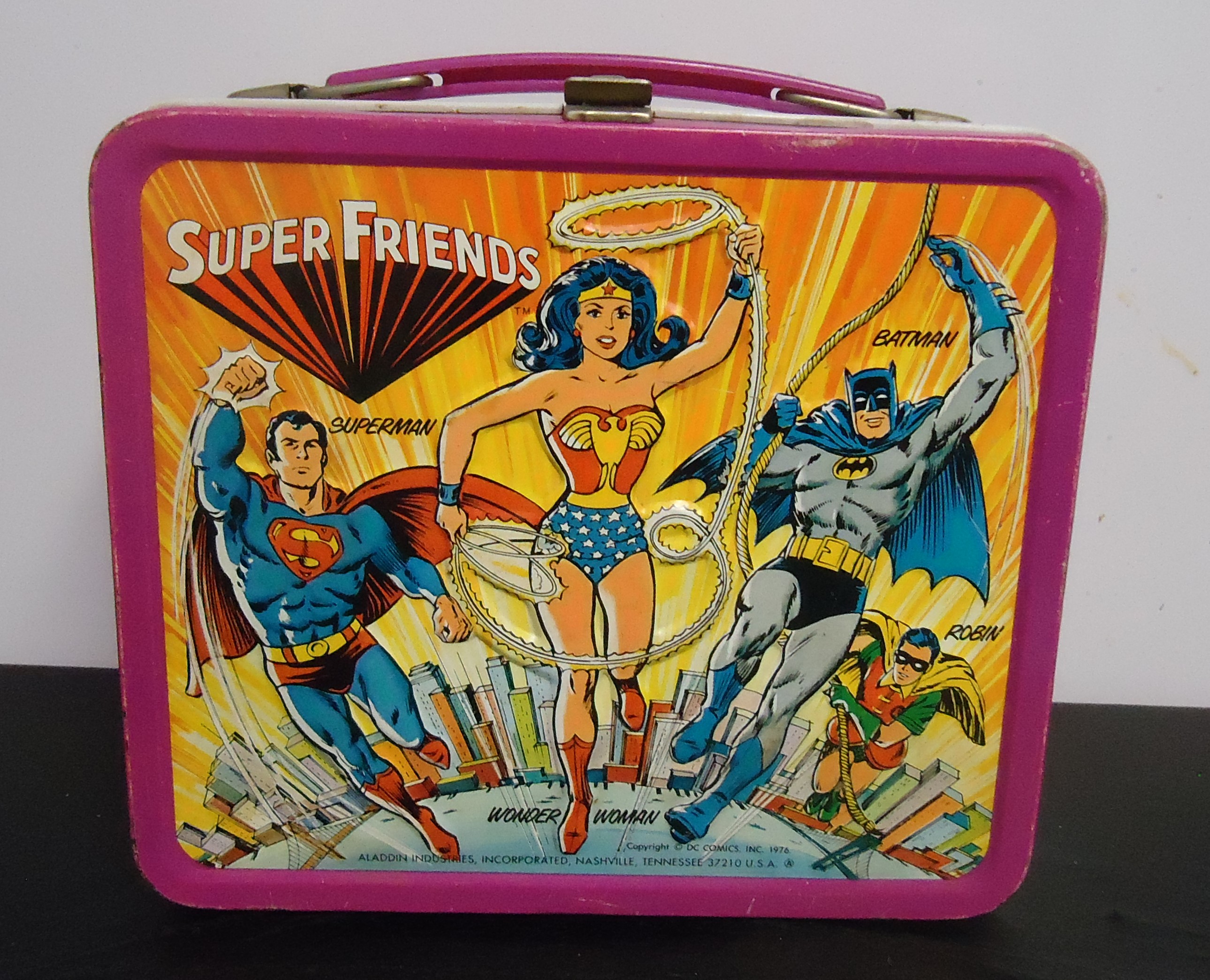 (11) "Super Friends" Metal Lunch Box
W/ Out Thermos
$38.00
