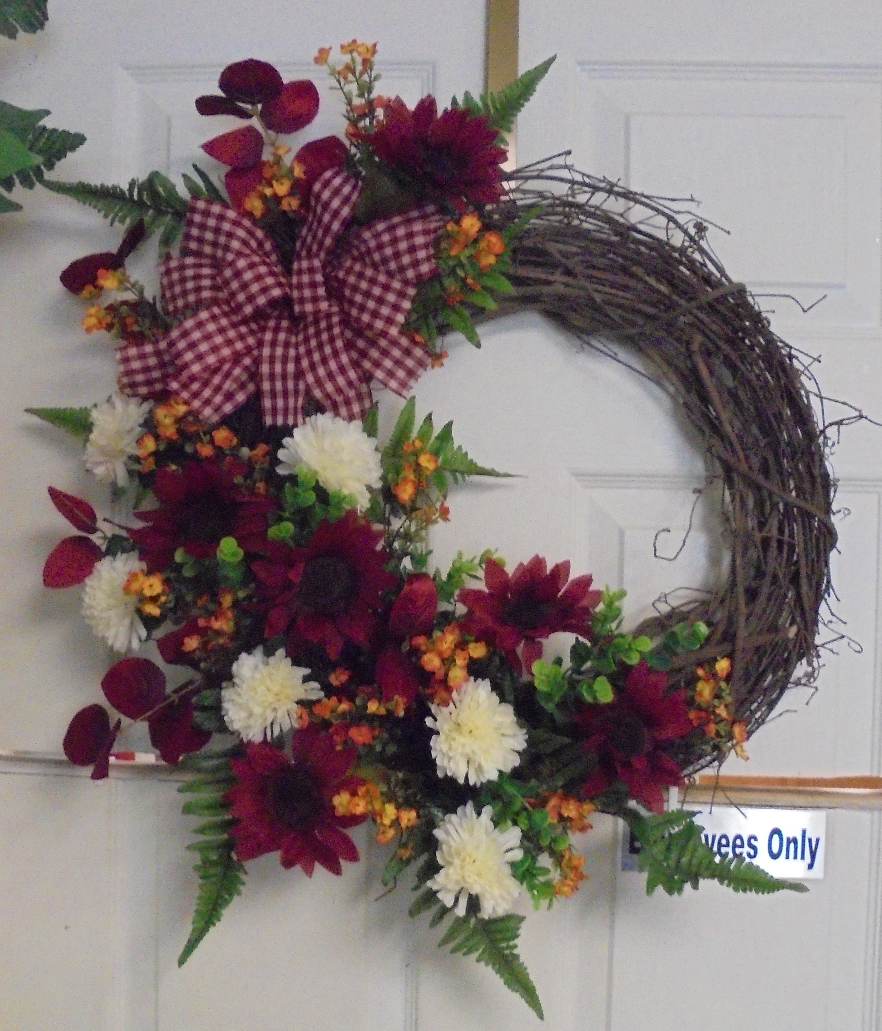 (3A) "Silk" Fall Wreath
(Burgundy, Cream & Orange)
$60.00