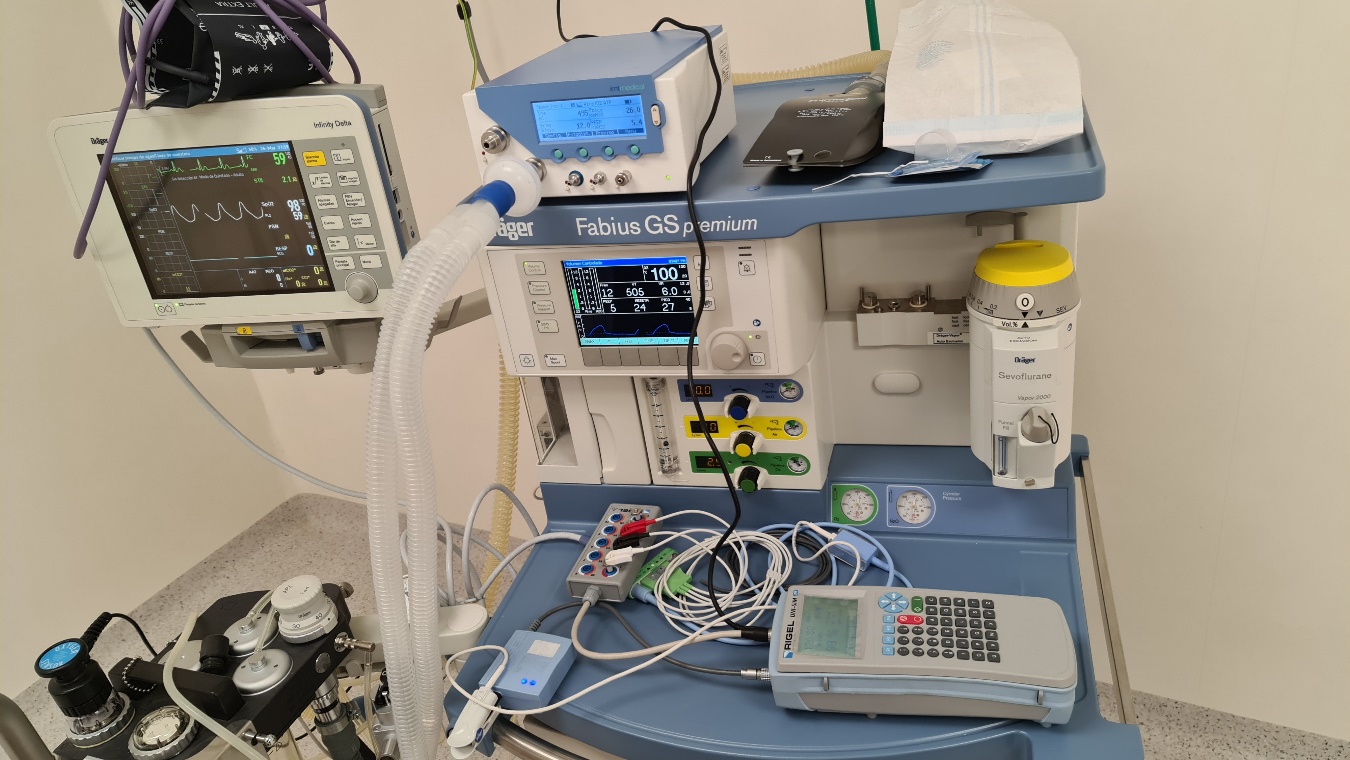 Mantenimiento preventivo a maquina de anestesia Drager