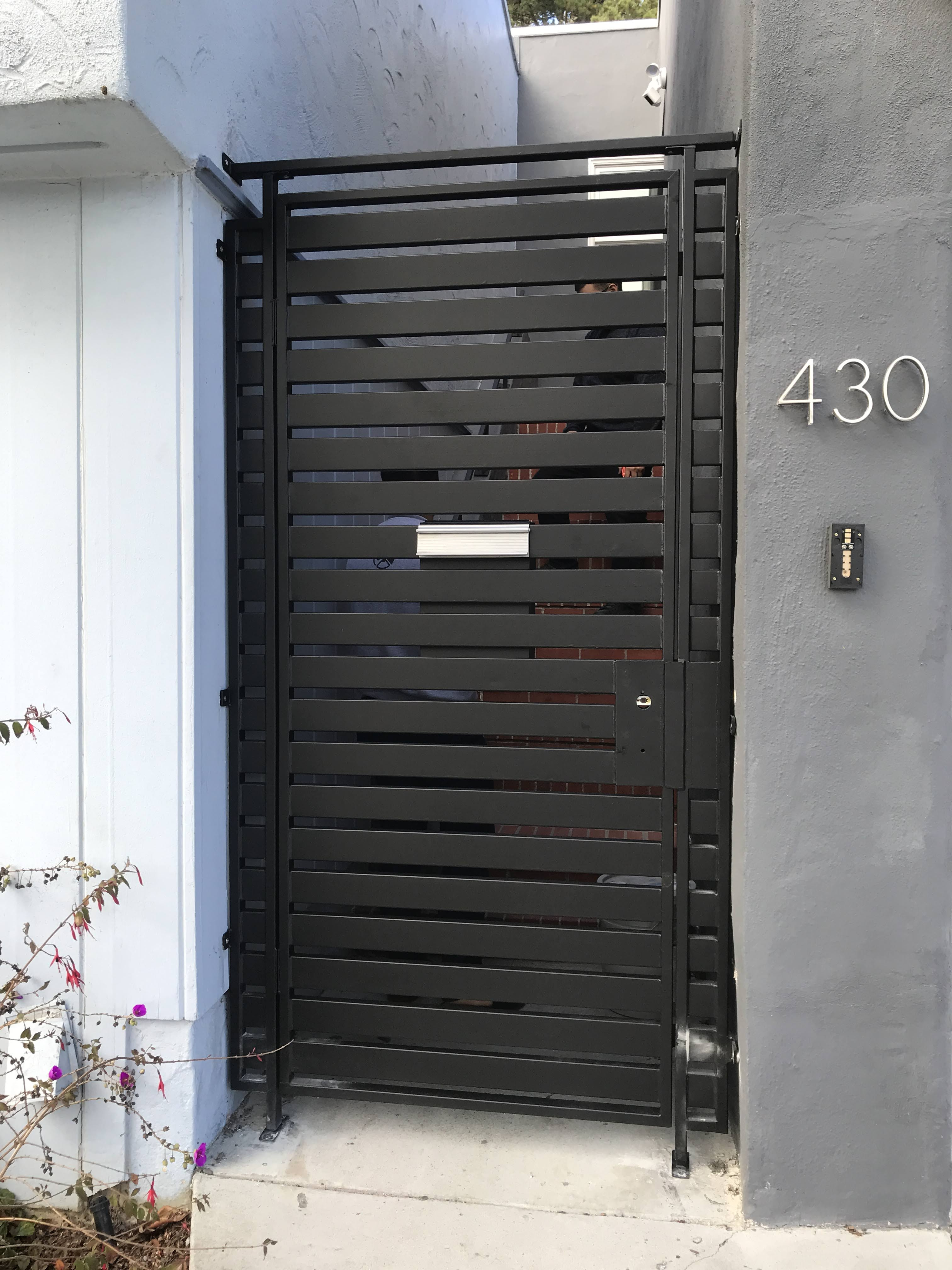 Modern/Horizontal Example 5