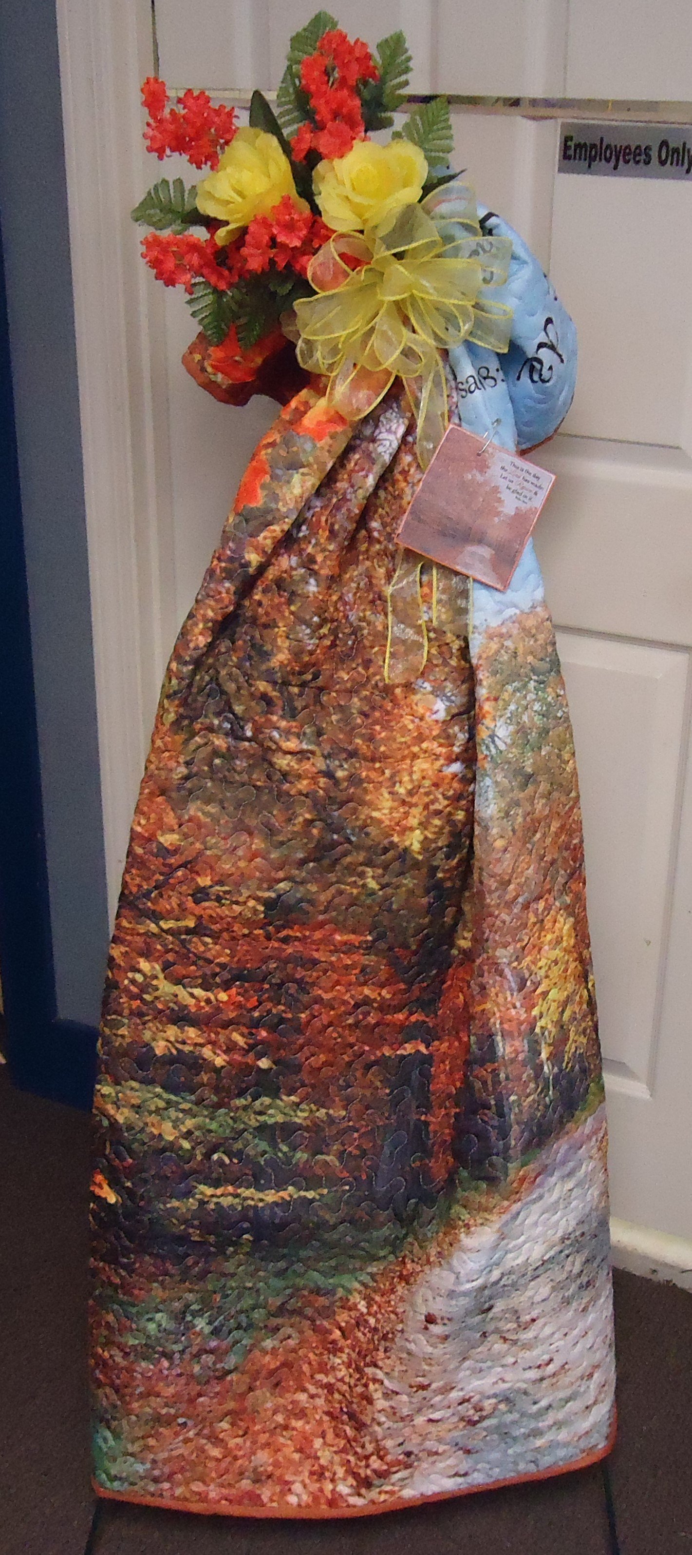 (58) "Religious" Throw On Easel
W/ Silk Flowers
$69.50