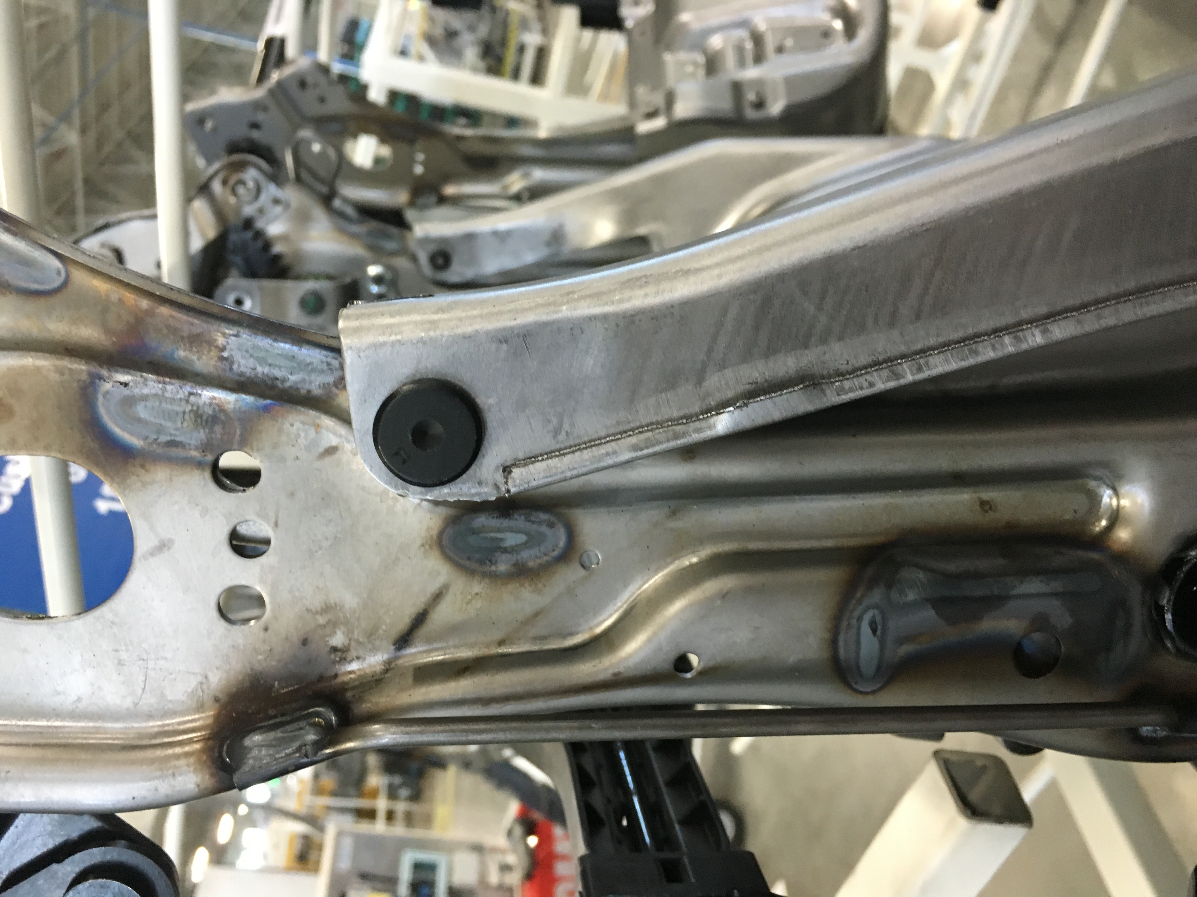 Ensamble de chasises de asientos automotrices