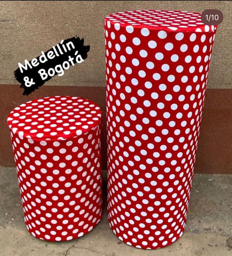 Cilindro Temático
Mediana 40, 5D X 1,02 M Altura
Pequeño 40, 5D X 58 CM Altura.
$60.000
Precio Unitario