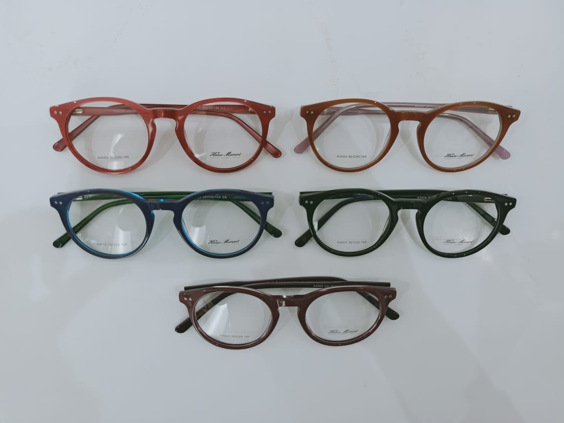 Modelo: A3003
Colores: Negro, Cafe, Rojo 