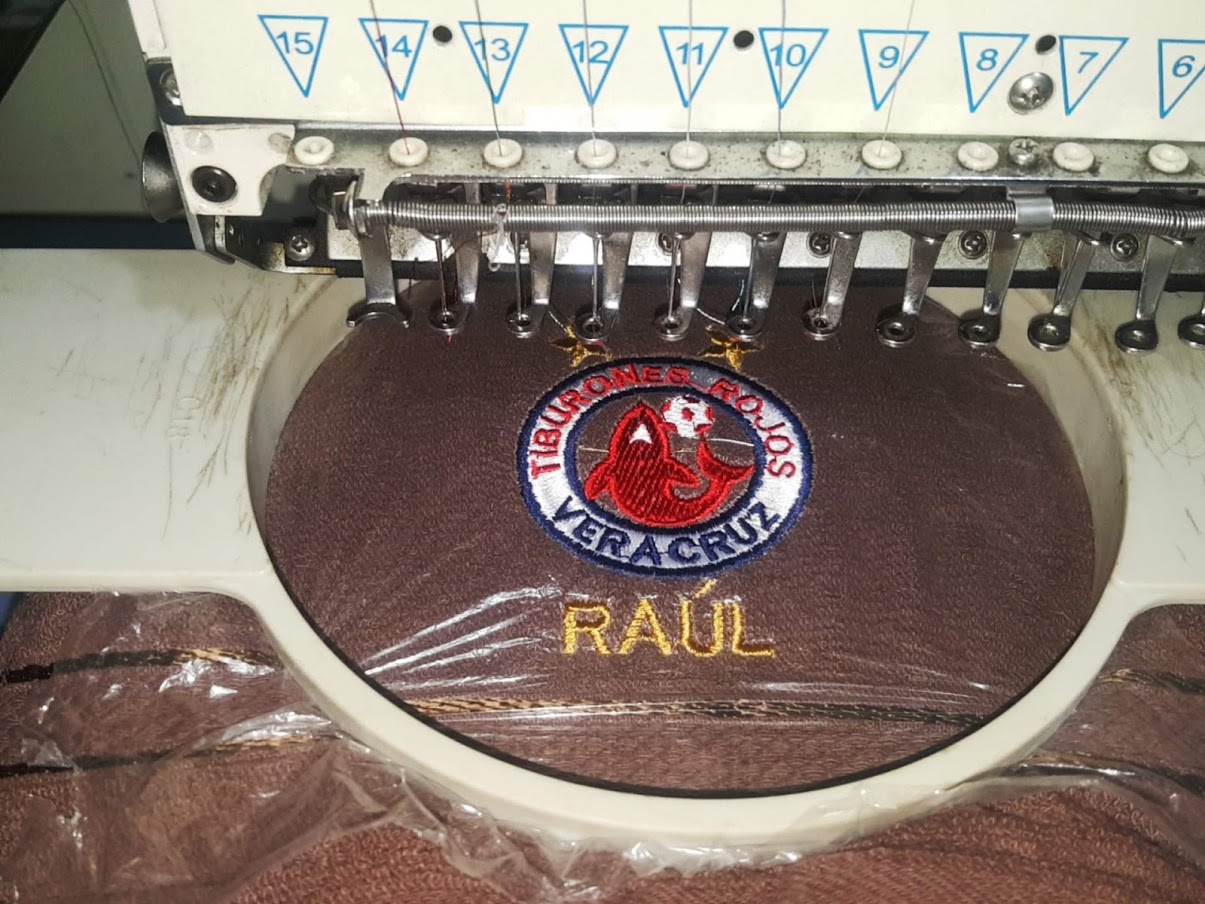 https://0201.nccdn.net/4_2/000/000/00f/745/bordados-personalizados-50--1-.jpg